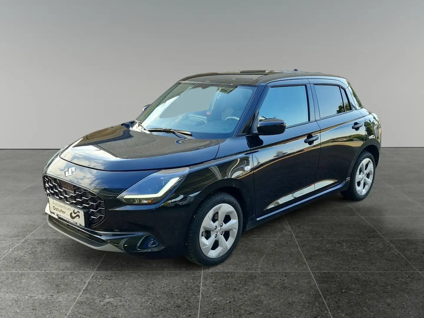 Suzuki Swift 1.2 Dualjet Mild-Hybrid Club Schwarz - 1