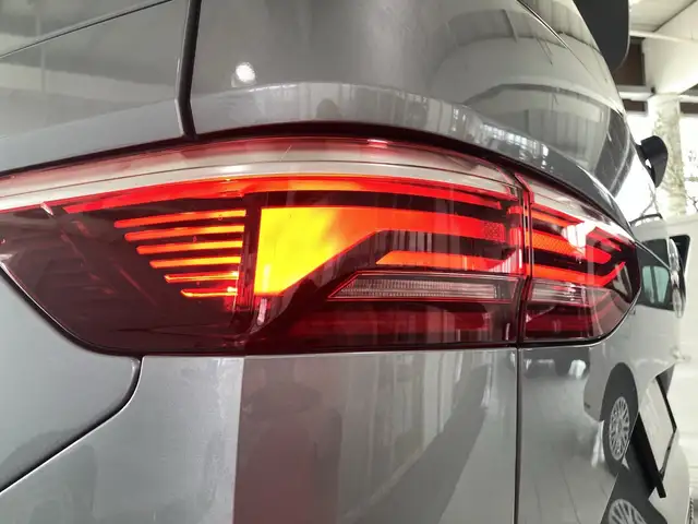 Volkswagen T7 Multivan VW T7 Multivan Edition ÜH TDI Ansicht 10