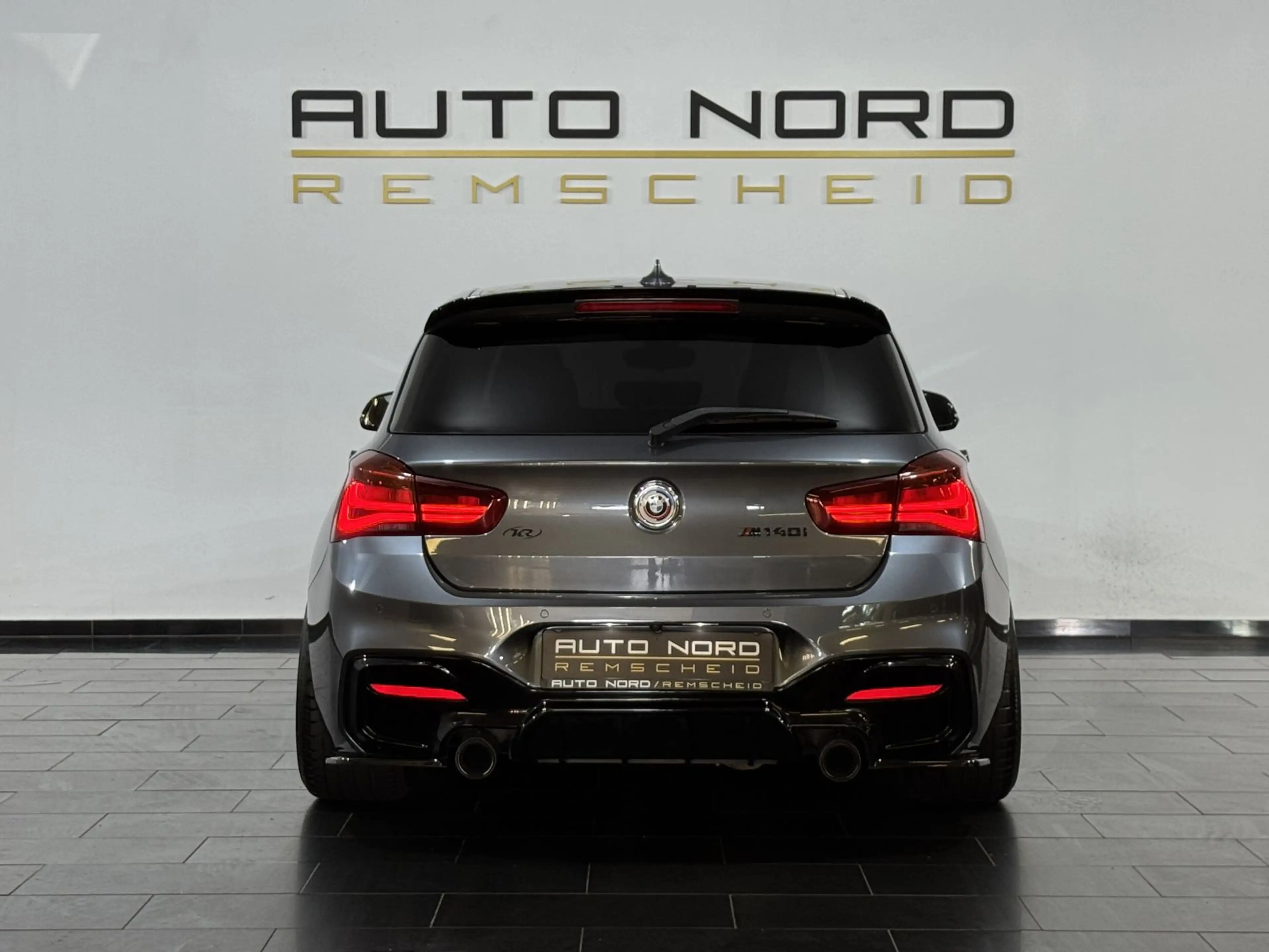 BMW 140 xDrive*S.Dach*Leder*LED*Kamera*KeyGo*o.OPF — photo 10