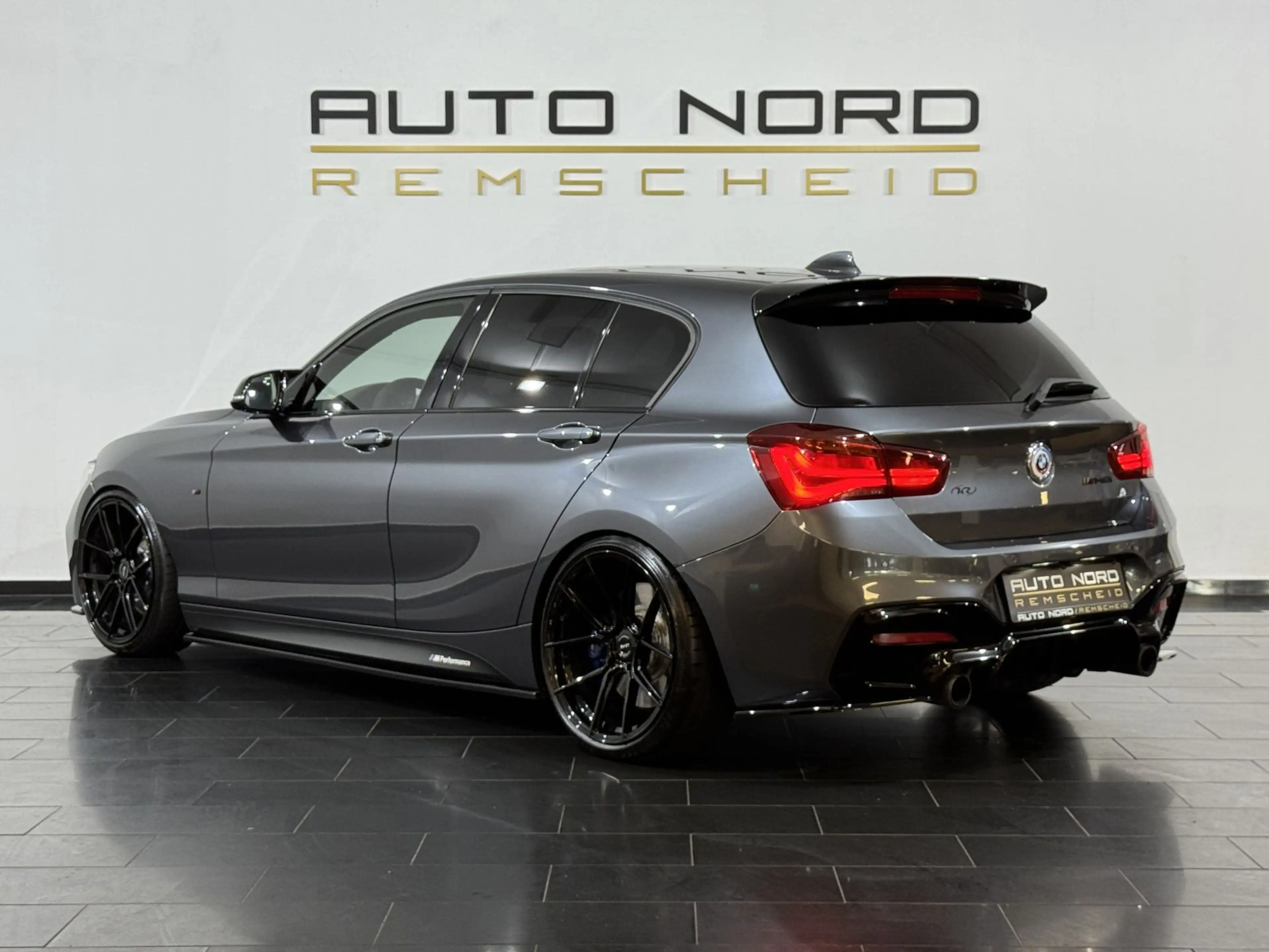 BMW 140 xDrive*S.Dach*Leder*LED*Kamera*KeyGo*o.OPF — photo 11