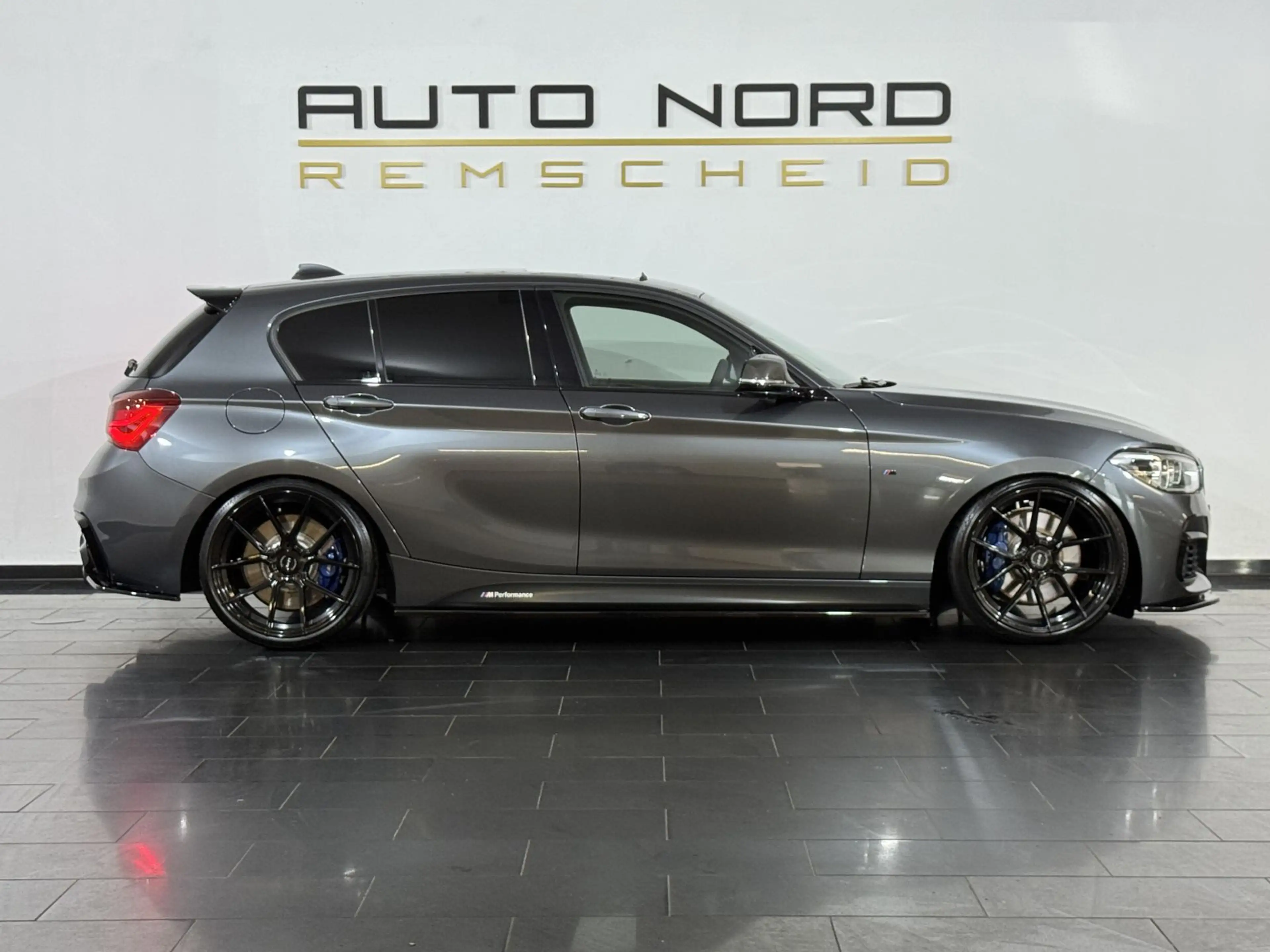 BMW 140 xDrive*S.Dach*Leder*LED*Kamera*KeyGo*o.OPF — photo 5