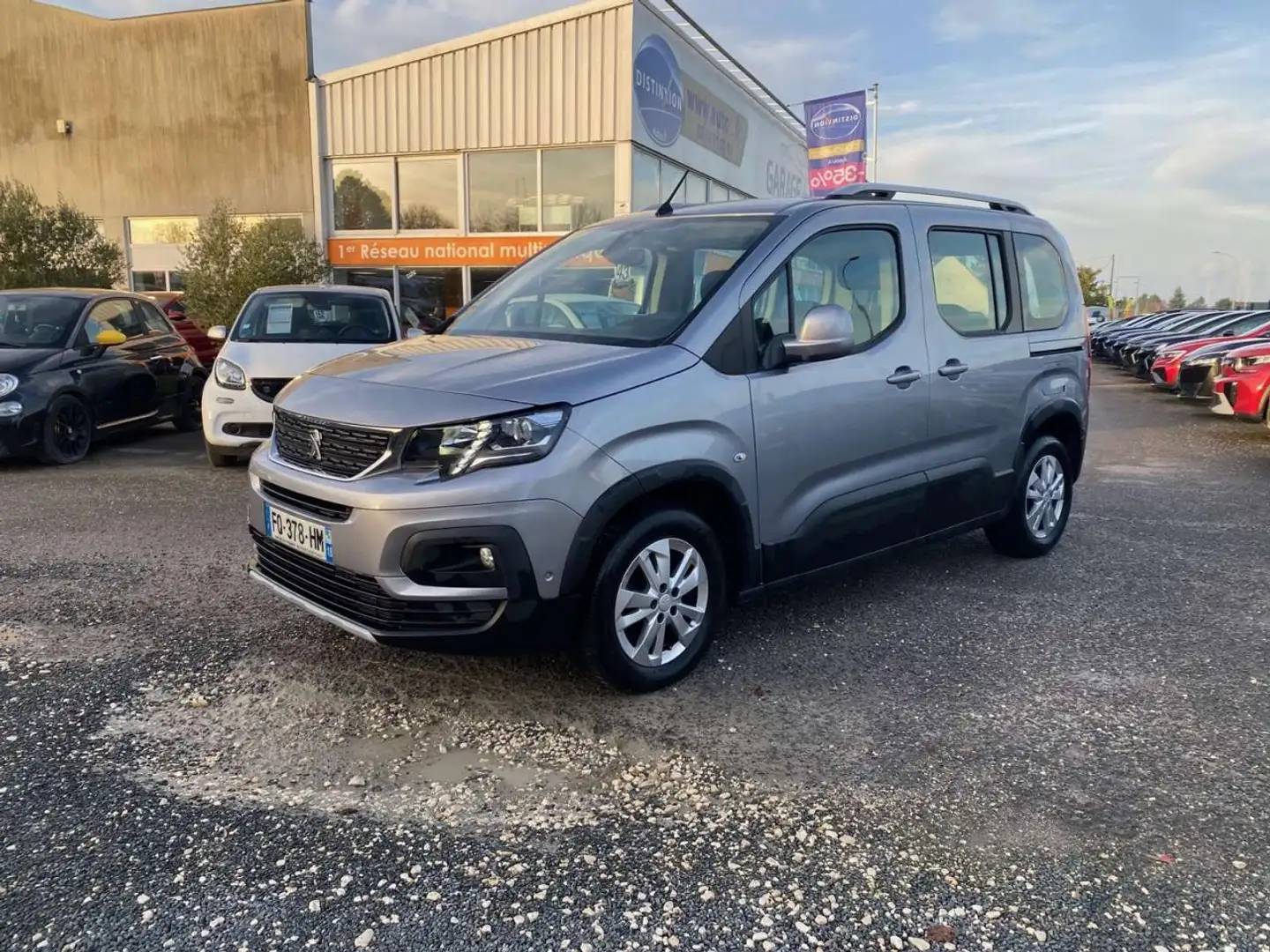 Peugeot Rifter 1.2i  S\u0026S - 110 - ALLURE Grijs - 1