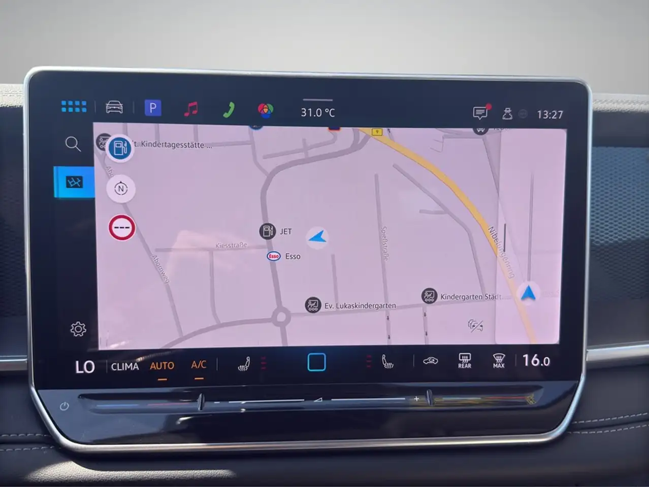 Volkswagen Tayron 1.5 eTSI Life *AHK*MATRIX*ACC*7-SITZER*360°* 15