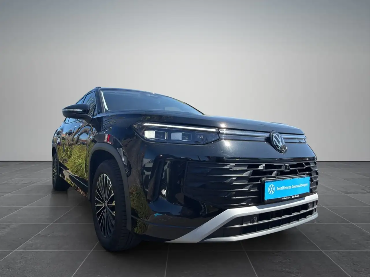 Volkswagen Tayron 1.5 eTSI Life *AHK*MATRIX*ACC*7-SITZER*360°* 5