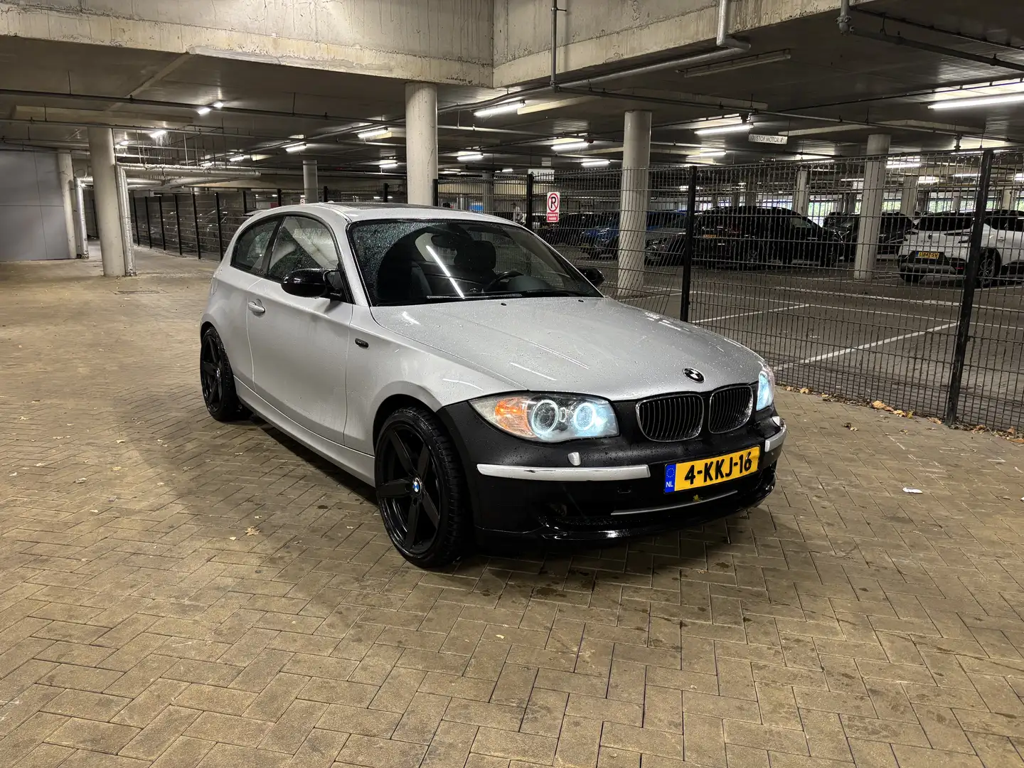 BMW 118 118d Business Line (ketting gebroken) Grey - 1