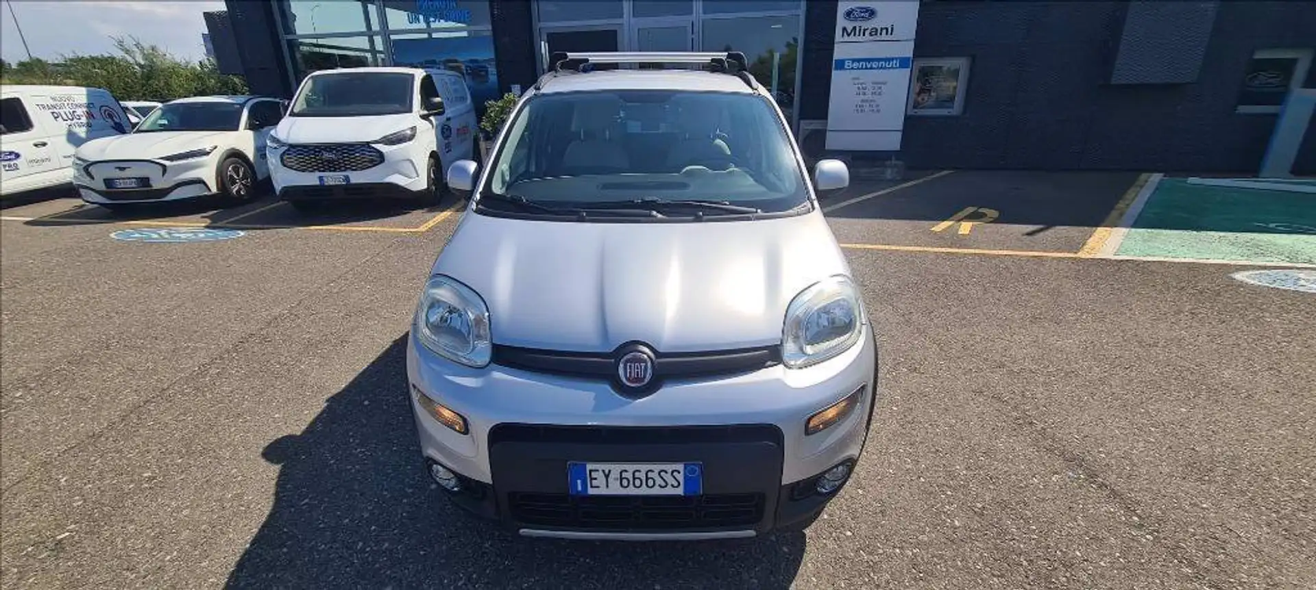 Fiat Panda 1.3 mjt 16v 4x4 75cv E5+ Gris - 1