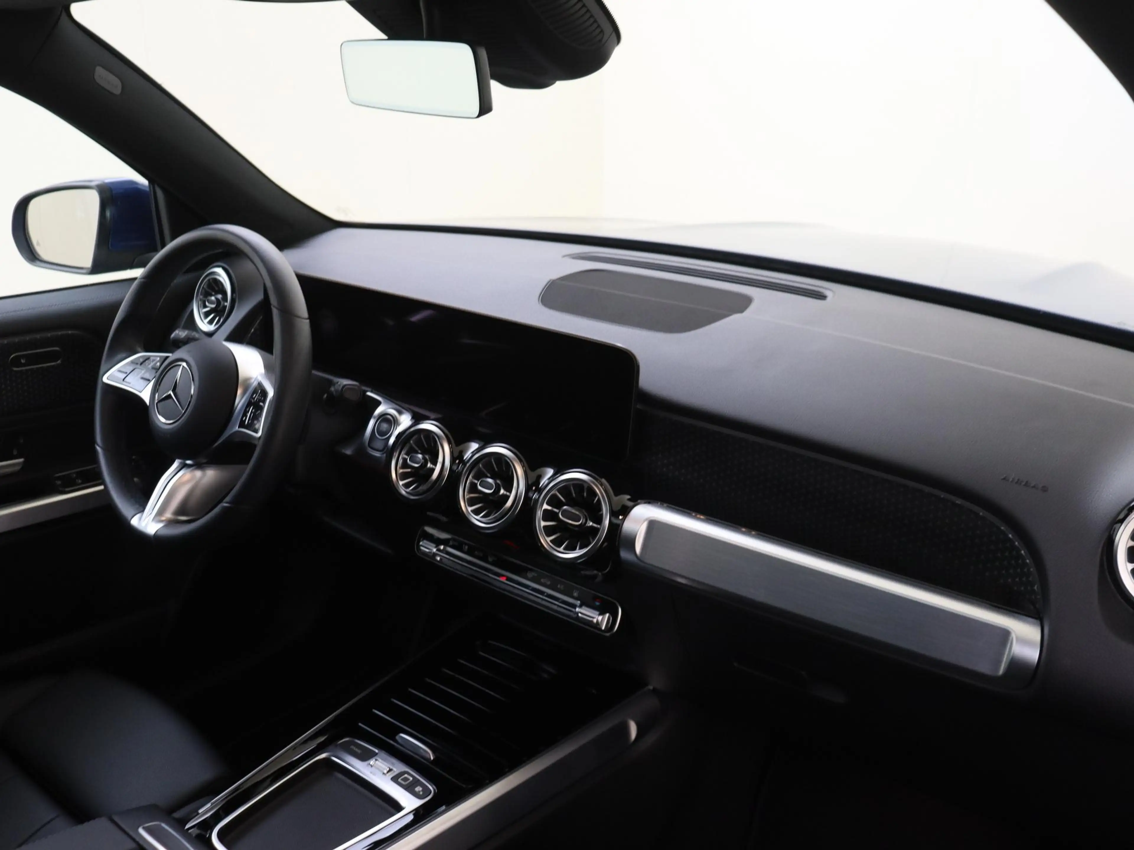 Mercedes-Benz EQB 250 250+ Luxury Line LIMITED 71 kWh Premium Pakket /Pa — photo 4