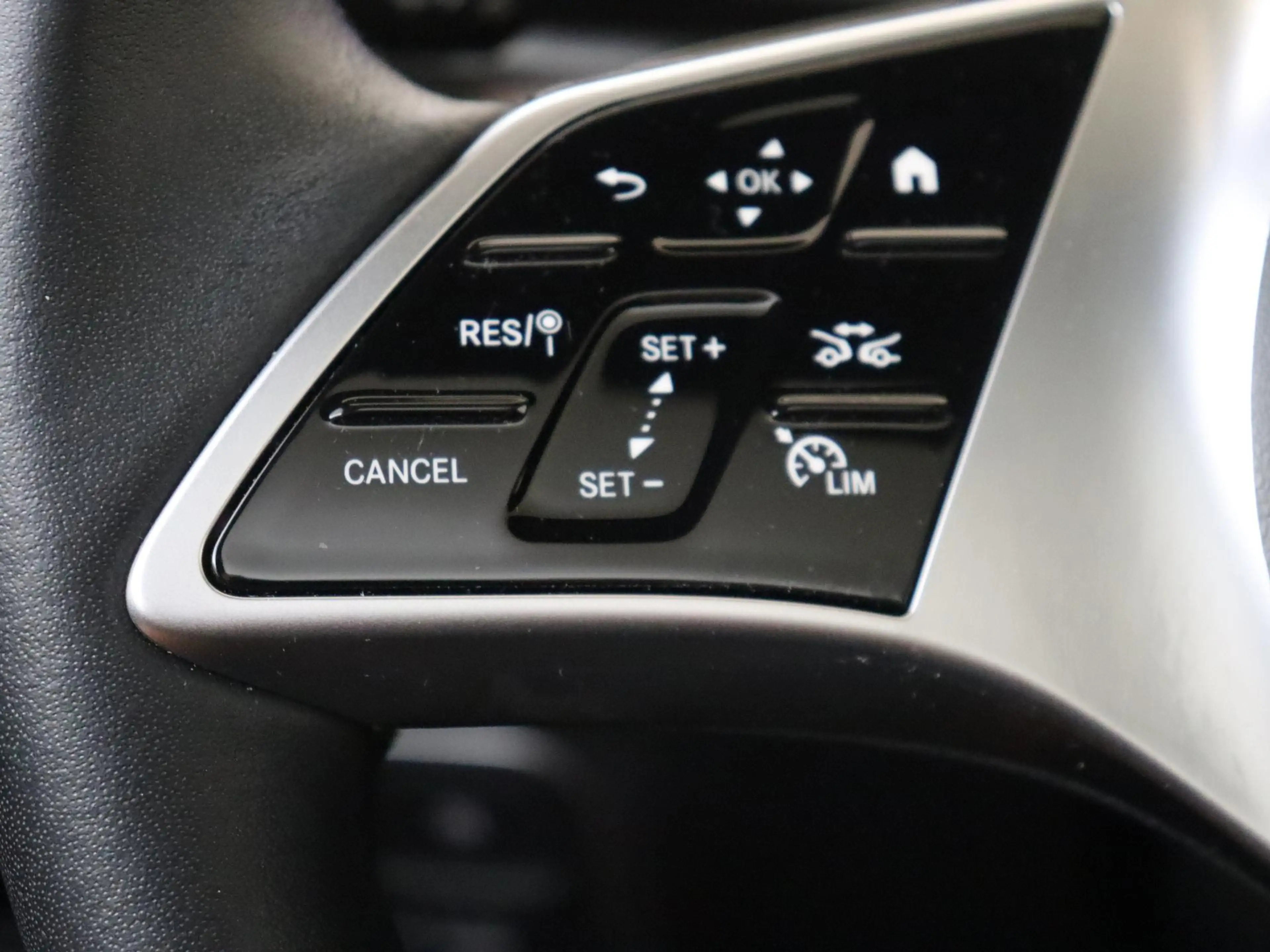 Mercedes-Benz EQB 250 250+ Luxury Line LIMITED 71 kWh Premium Pakket /Pa — photo 13