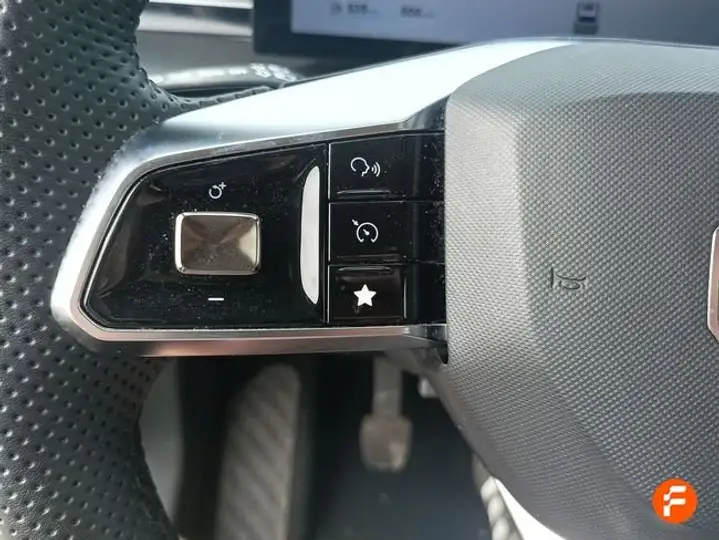MG HS 2025, foto 12