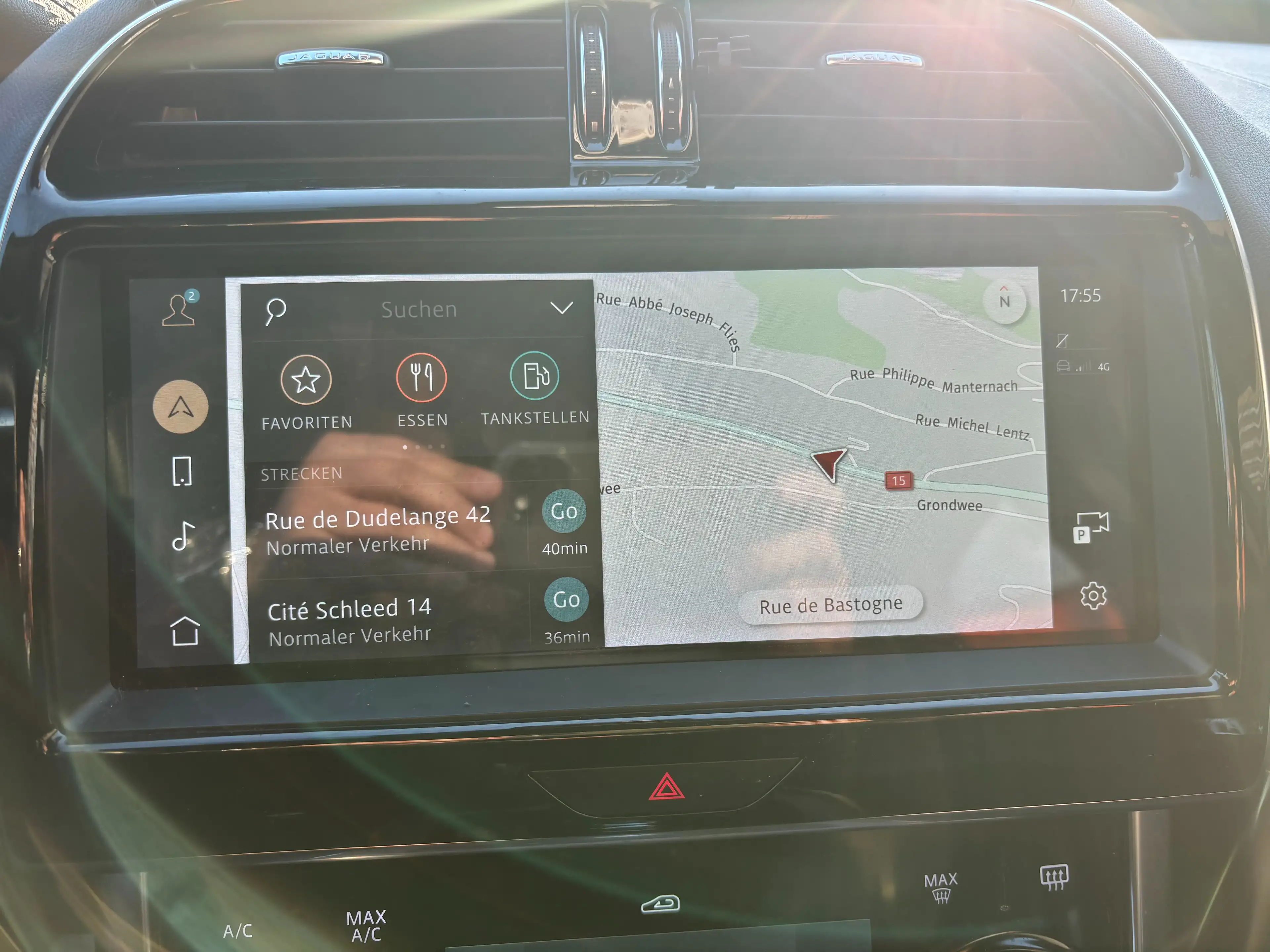 Jaguar XE D200 AWD Aut R-Dynamic SE-JUSQU'A 48 MOIS GARANTIE — photo 14