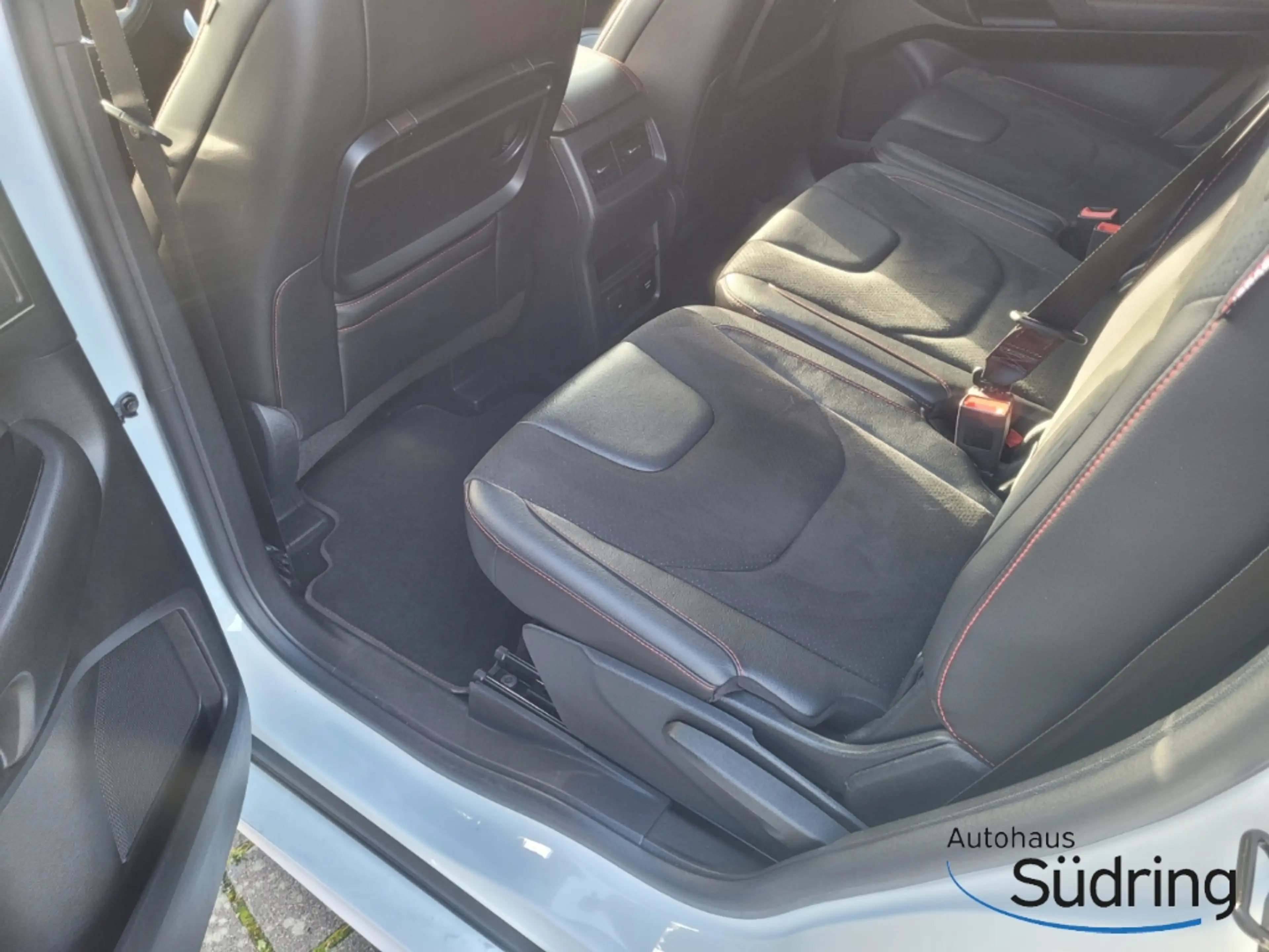 Ford S-Max 2.0 TDI EcoBlue ST-Line Automatik AHK — photo 11