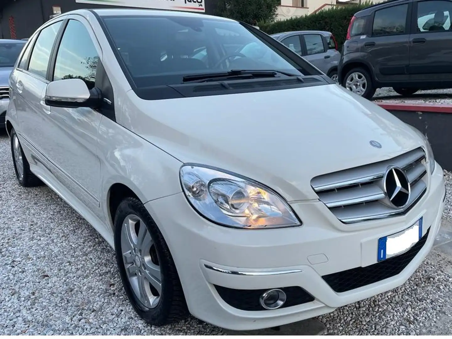Mercedes-Benz B 180 Classe+B+-+T245+be+Premium Bianco - 1