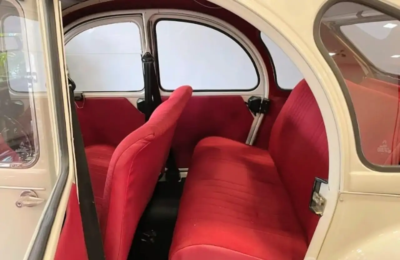 Citroen 2CV6 0.6 Special, foto 9