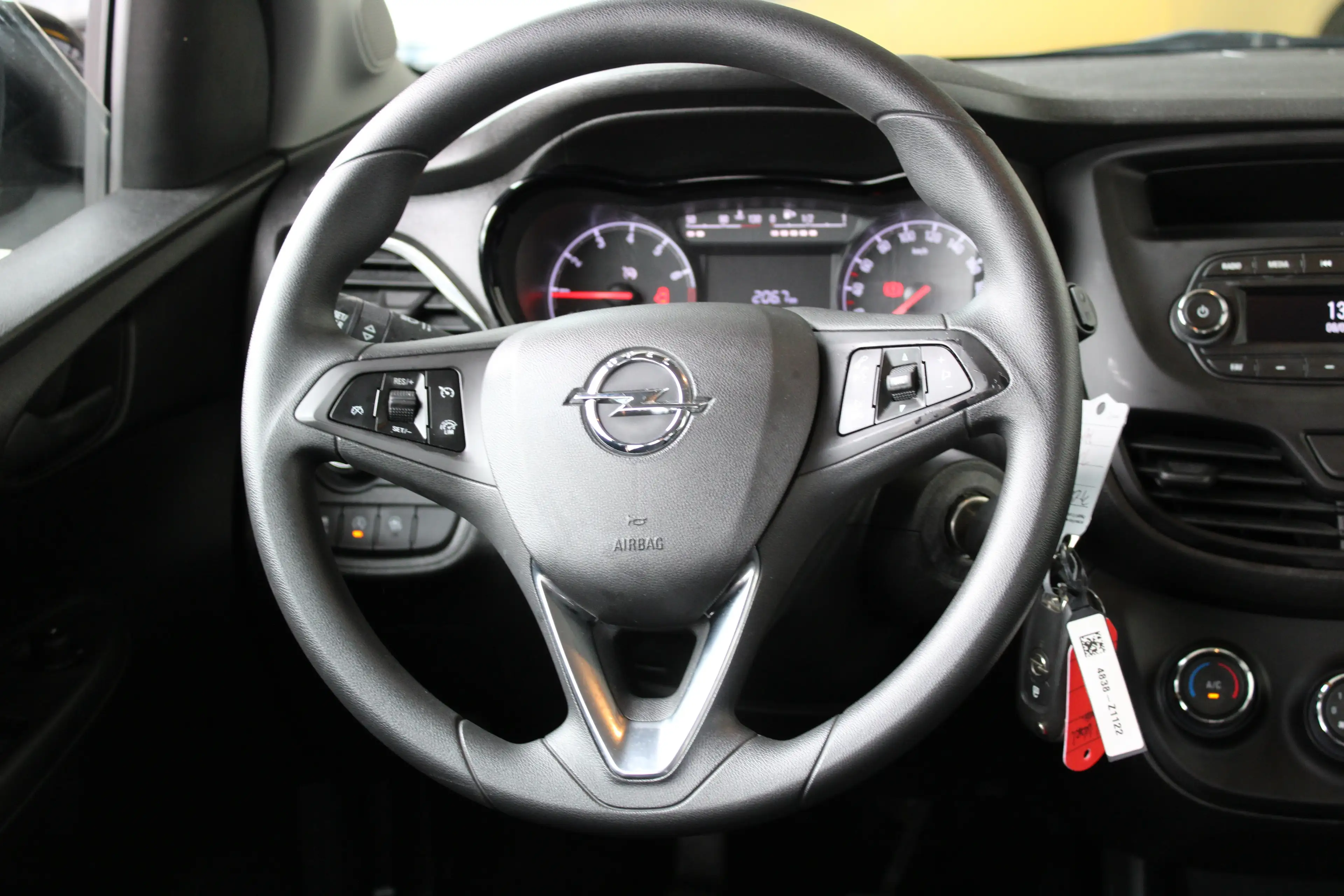 Opel Karl 1.0 ecoFLEX 120 Jaar Edition | Bluetooth | Cruise — photo 24