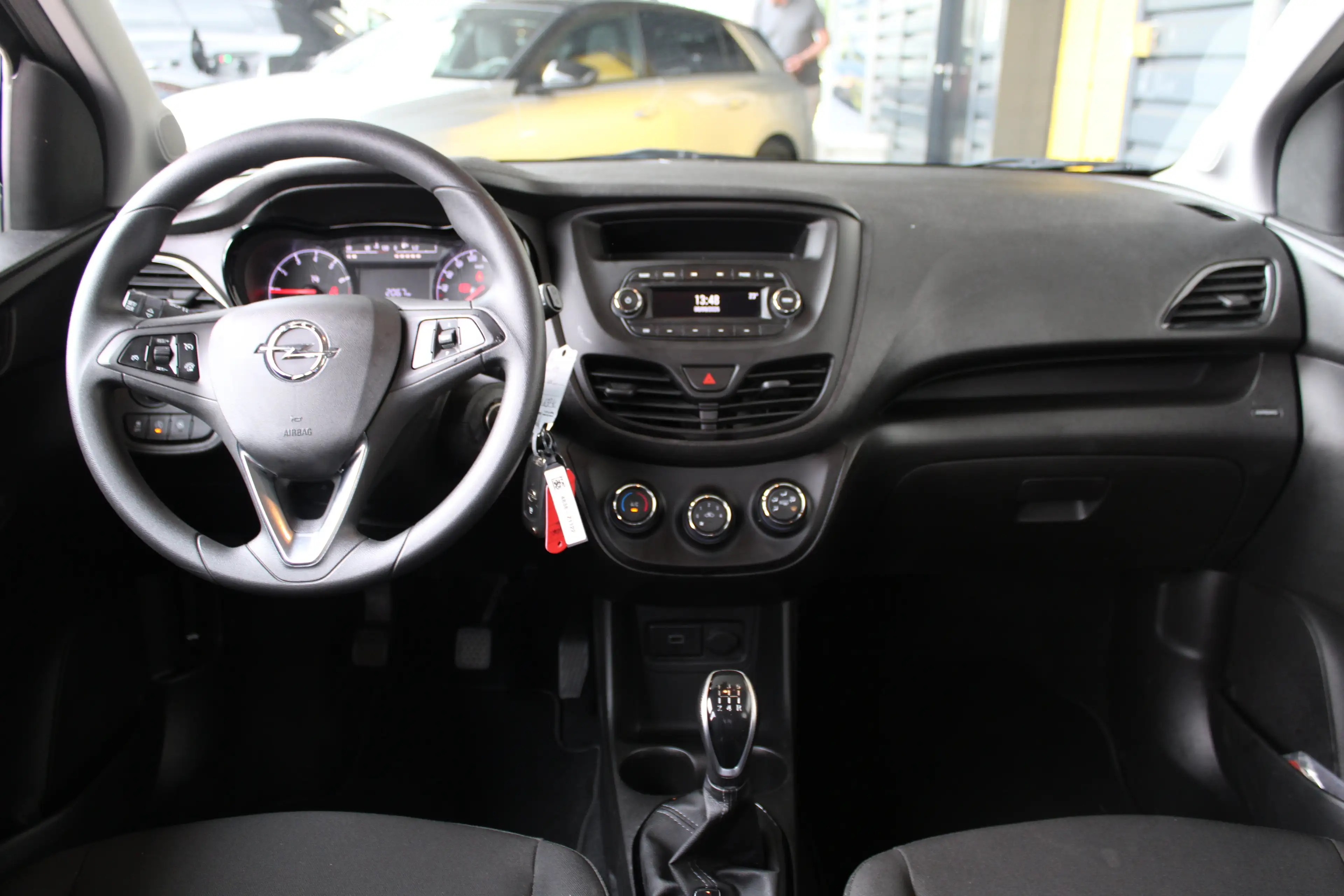 Opel Karl 1.0 ecoFLEX 120 Jaar Edition | Bluetooth | Cruise — photo 13
