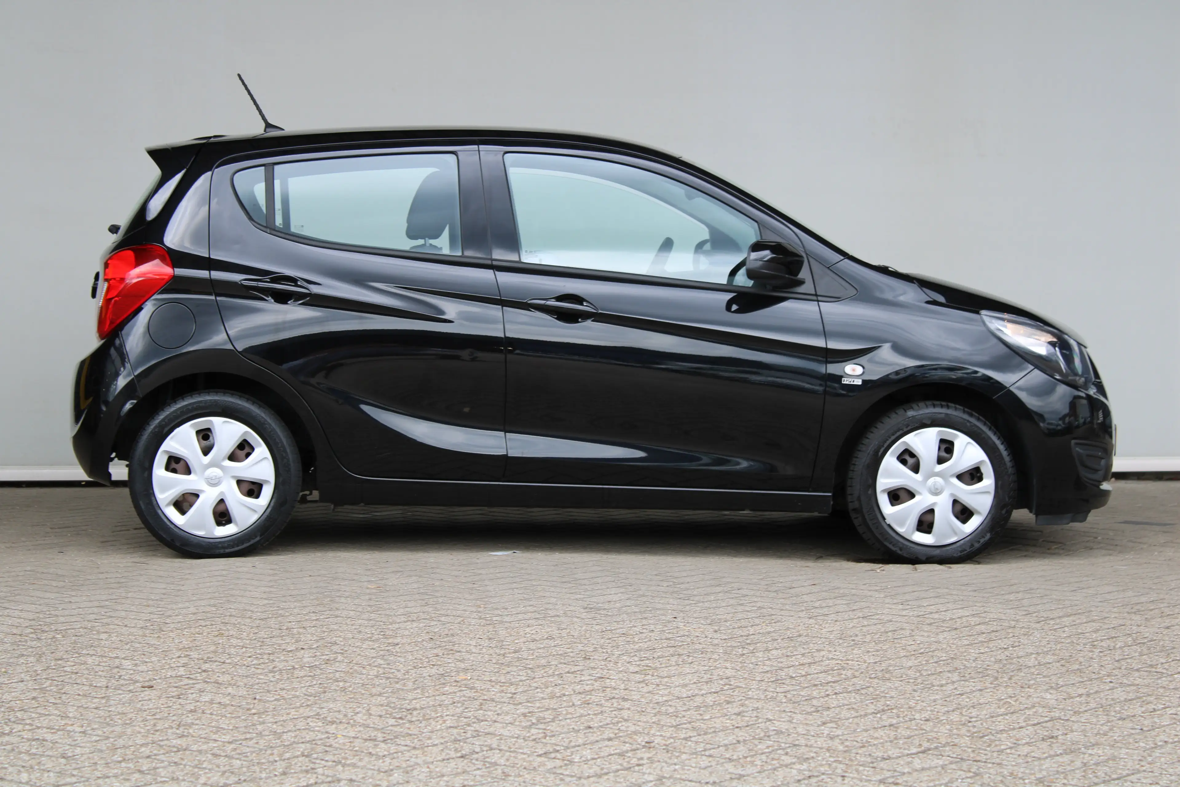 Opel Karl 1.0 ecoFLEX 120 Jaar Edition | Bluetooth | Cruise — photo 4