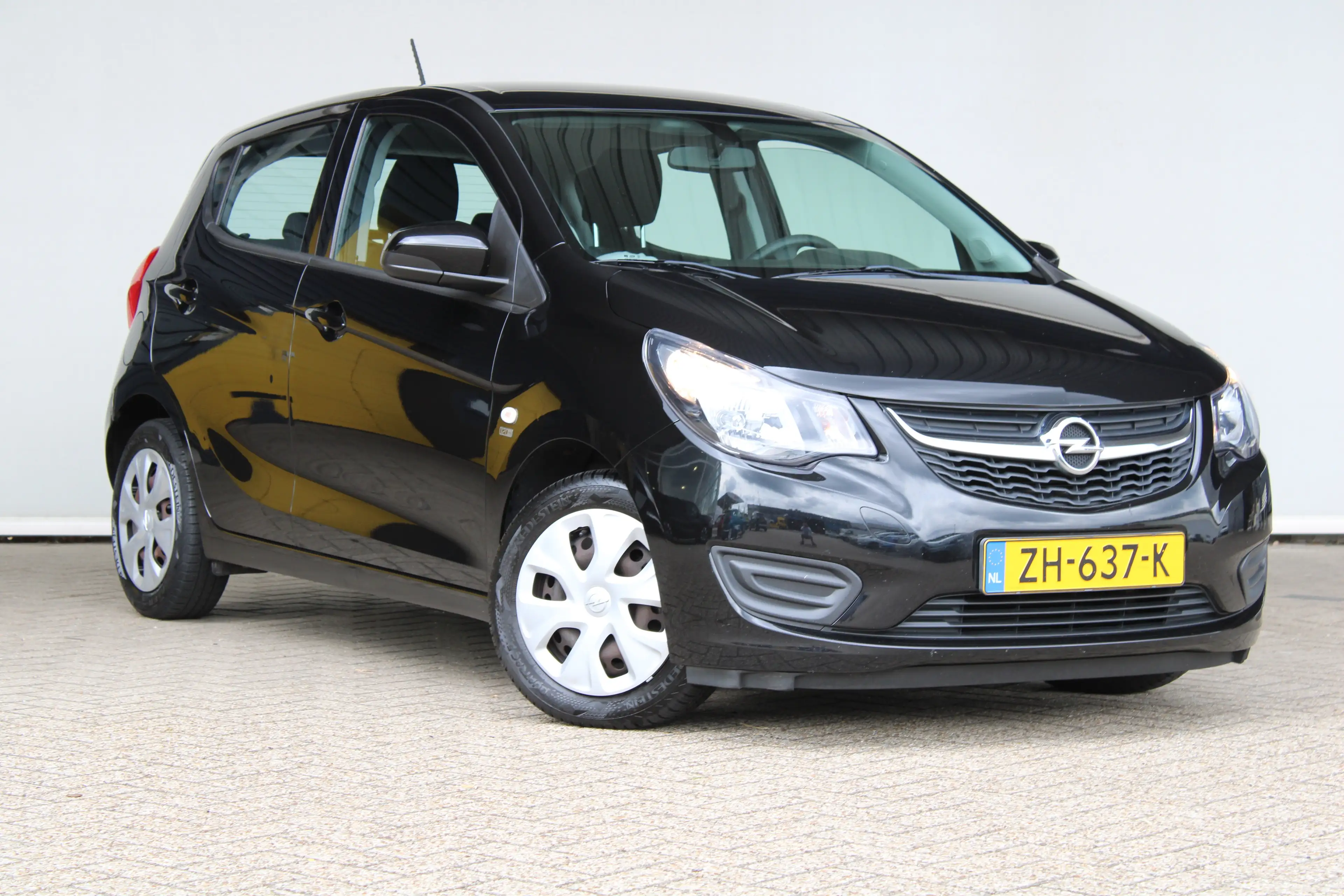 Opel Karl 1.0 ecoFLEX 120 Jaar Edition | Bluetooth | Cruise — photo 3