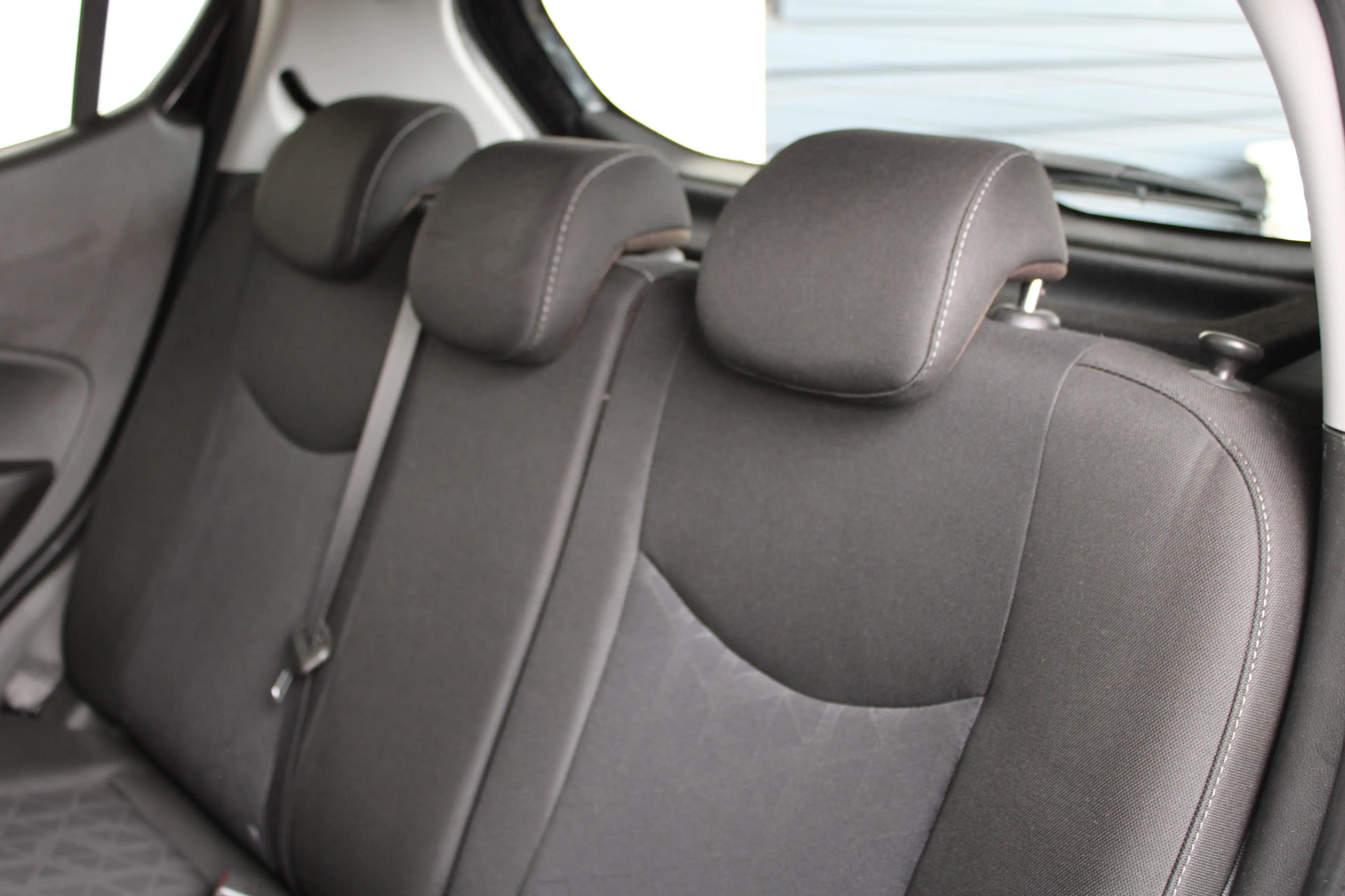 Opel Karl 1.0 ecoFLEX 120 Jaar Edition | Bluetooth | Cruise — photo 21
