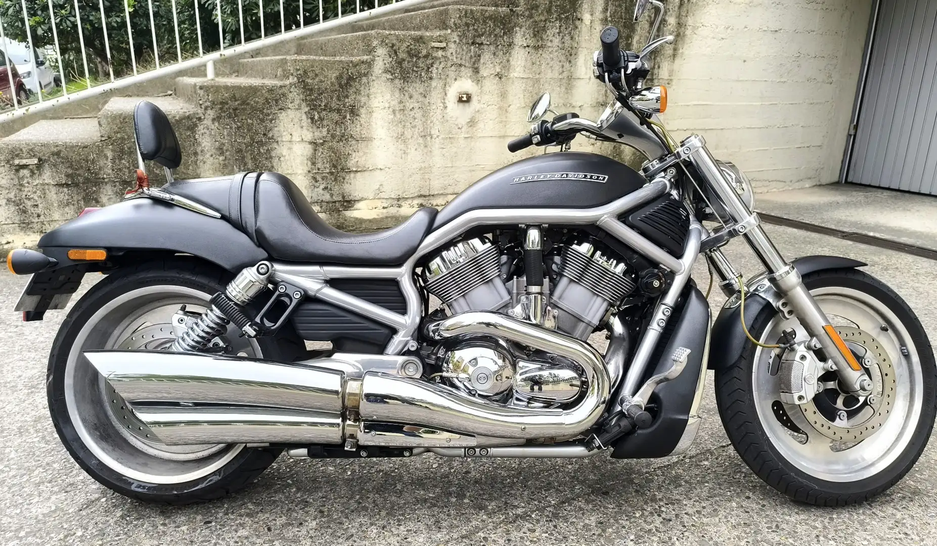 Harley-Davidson V-Rod Harley Davidson V-Rod VRSCaw del año 2007  1200 cc - 1