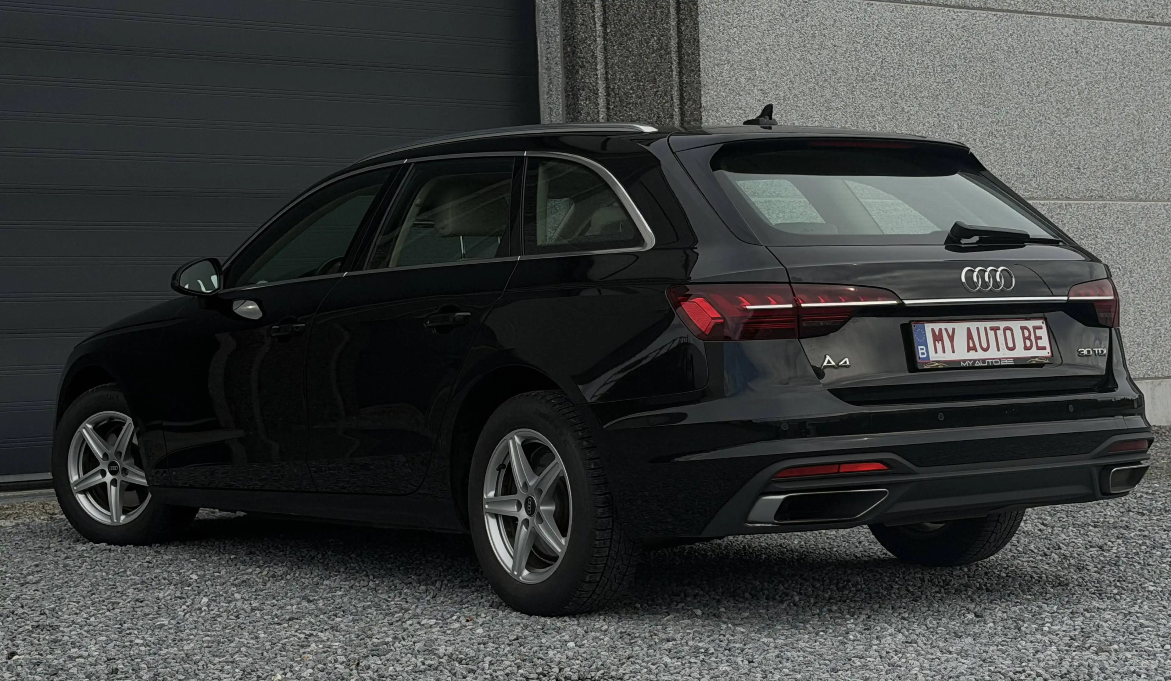 Audi A4 A4 Avant 30 TDi 12 MOIS GARANTIE TVA RCP — photo 6