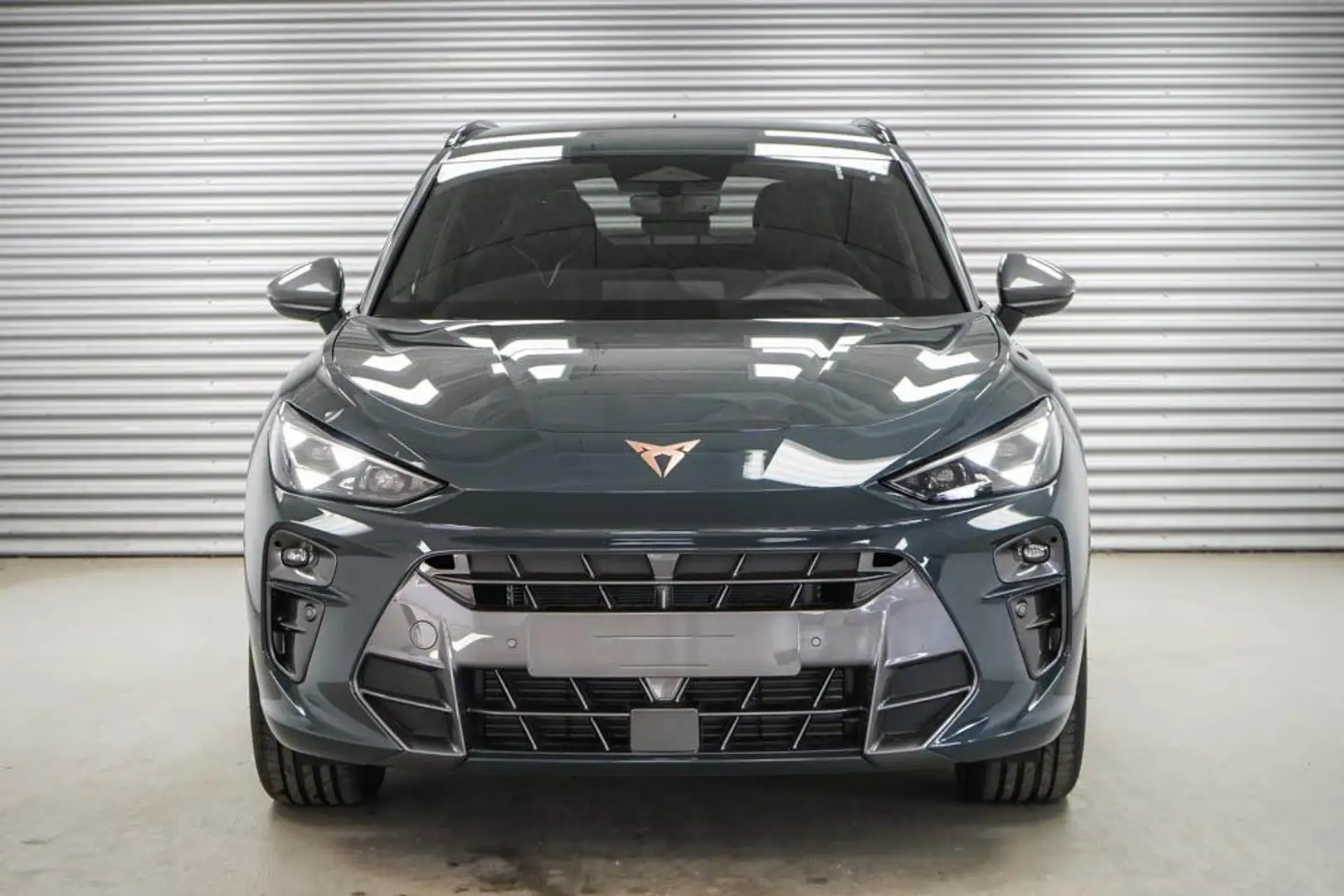 CUPRA Terramar 1,5 eTSI DSG - LAGER 110 kW (150 PS), Automatik Blau - 2
