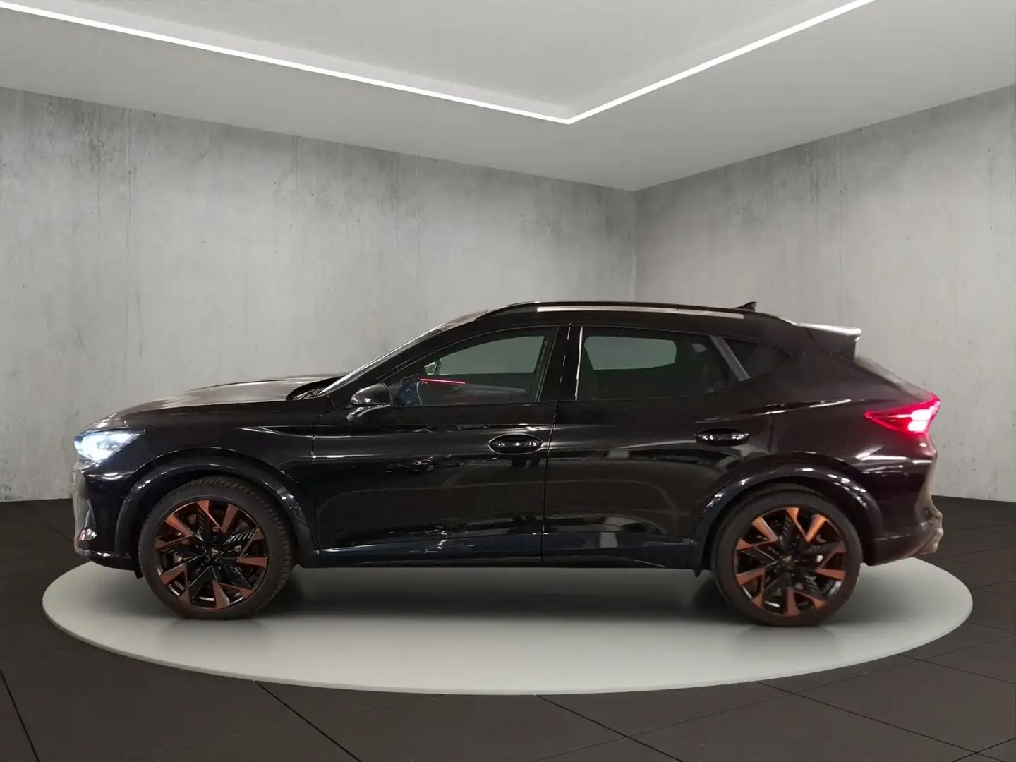 CUPRA Formentor VZ Schwarz - 2