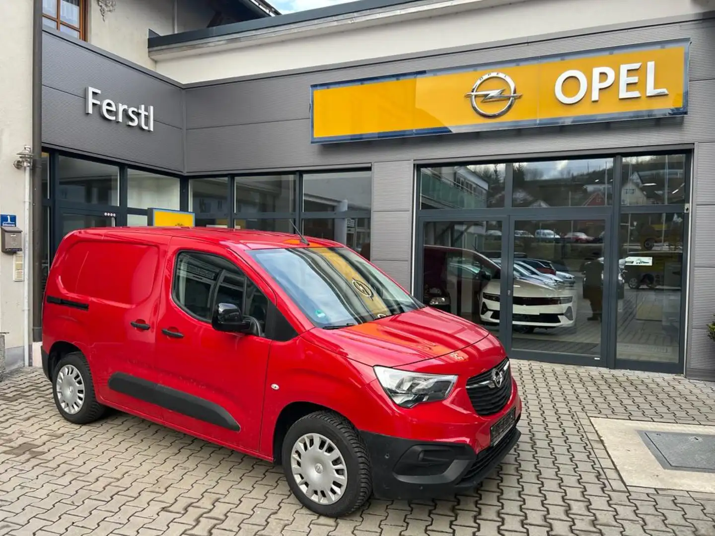 Opel Combo Edition Rojo - 1