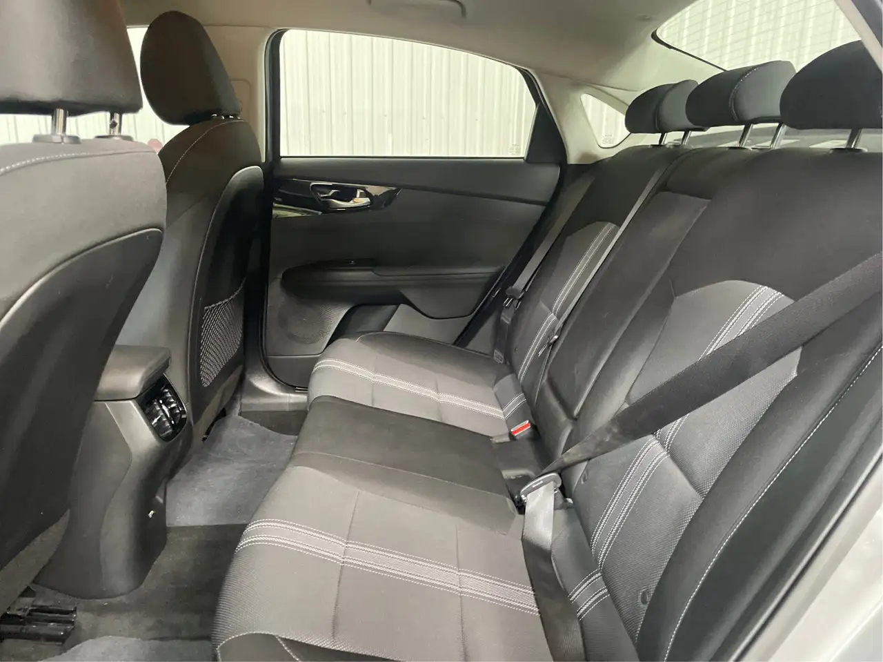Kia Forte снимка Kia Forte