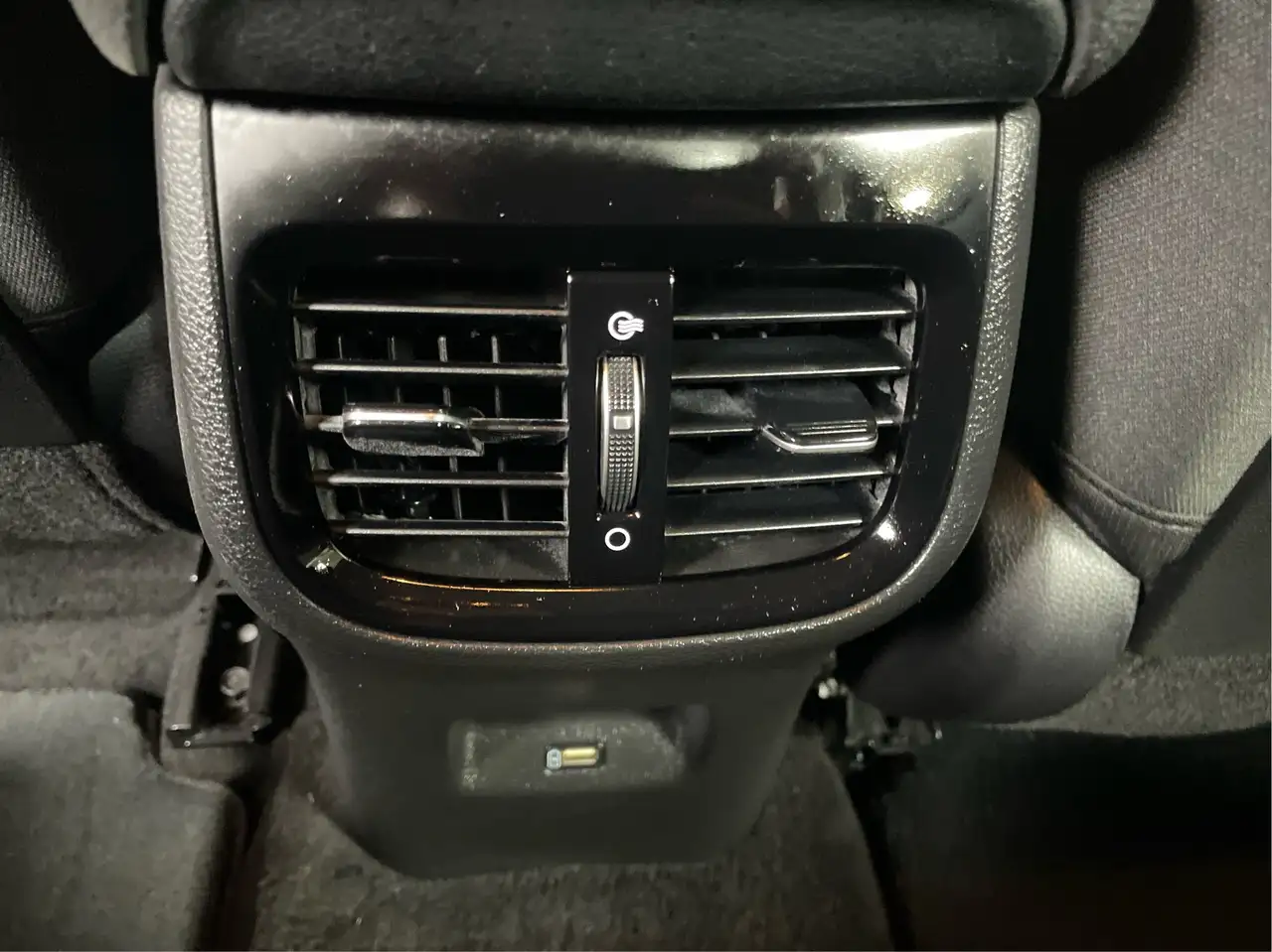Kia Forte снимка Kia Forte