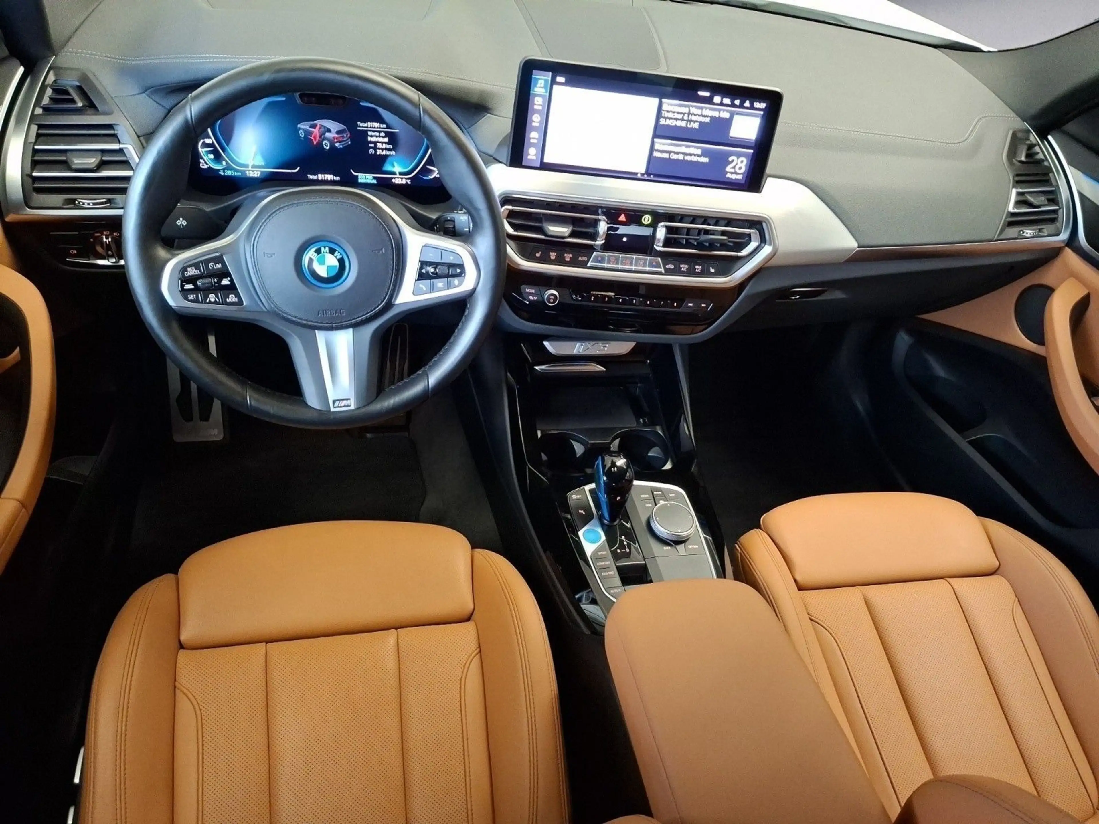 BMW iX3 INSPIRING EDC Klimaaut. AHK Sportsitze — photo 11