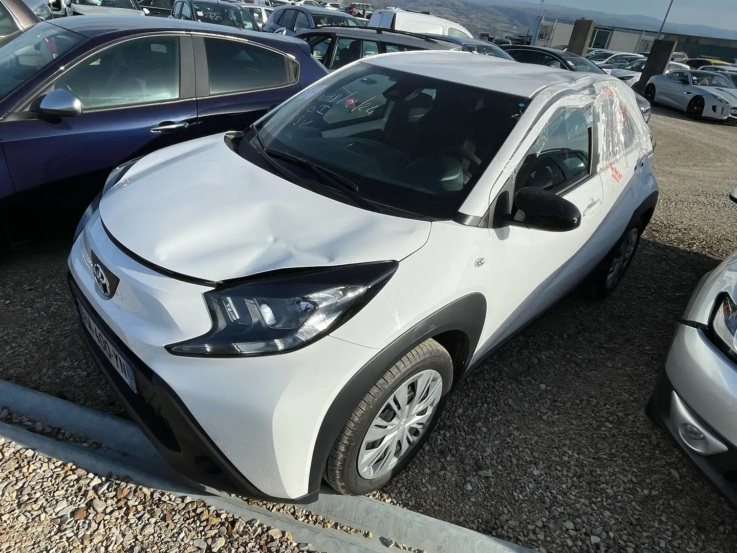 Toyota Aygo X 1.0 VVTi 72 / HA400 Blanc - 2