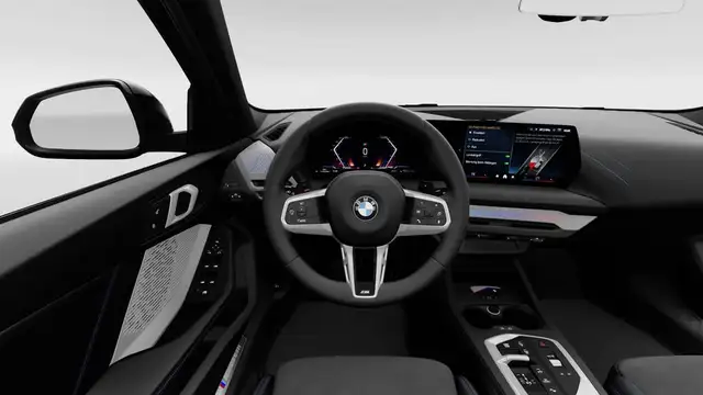 BMW 1 Series view 13