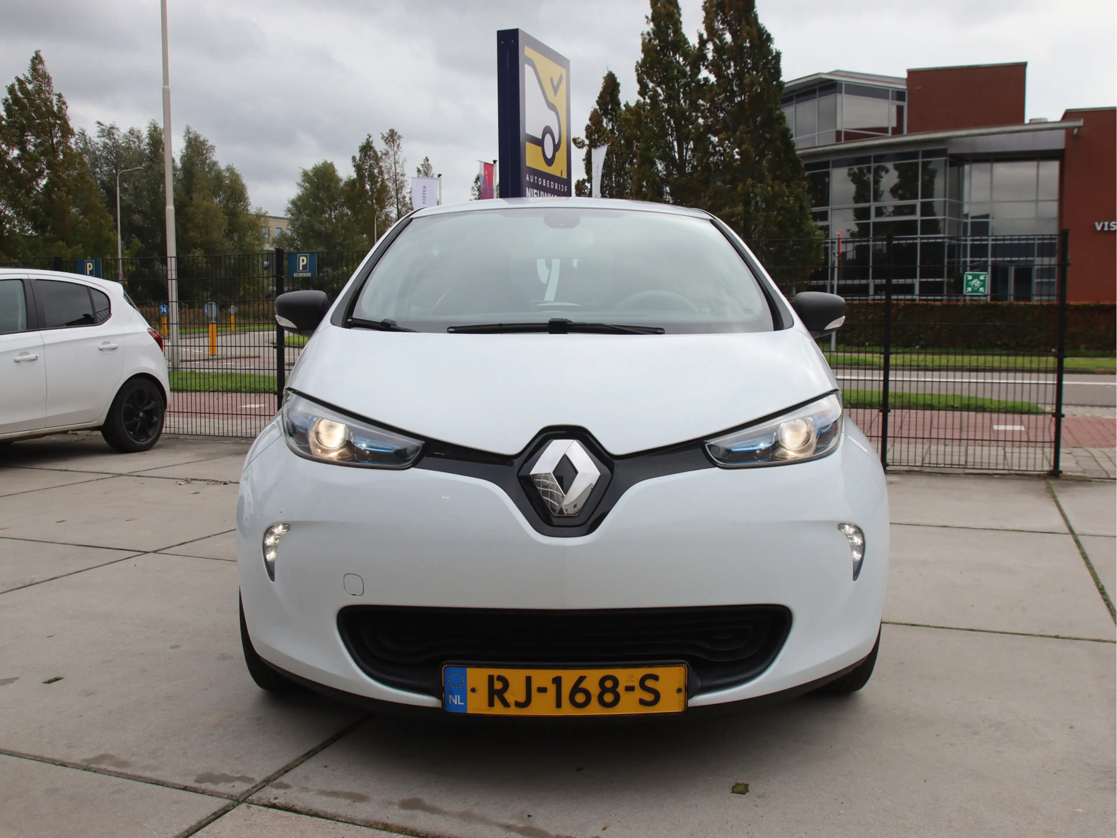 Renault ZOE R90 Life 41 kWh Koop accu, Navi, Climate, Keyless — photo 2