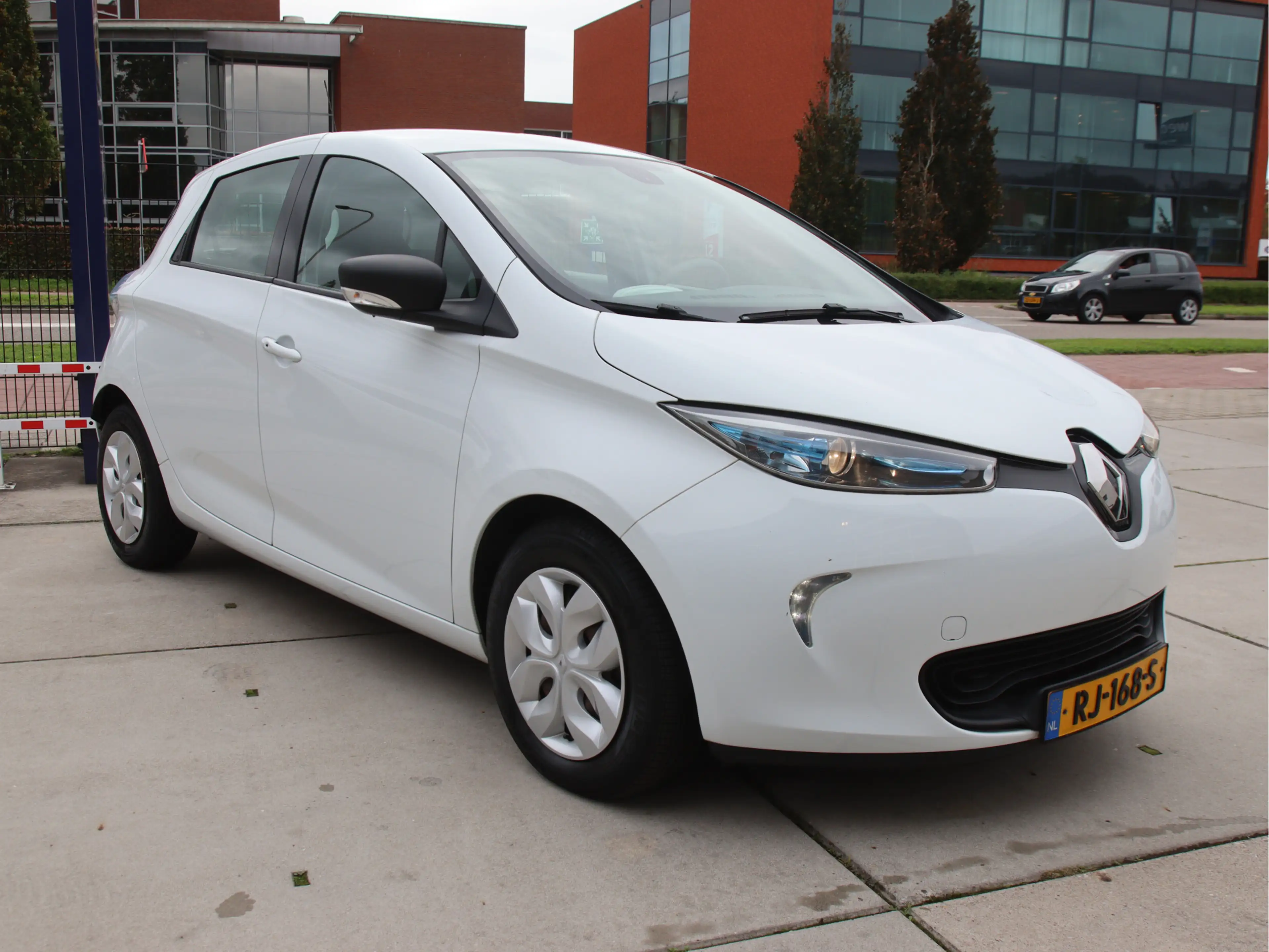 Renault ZOE R90 Life 41 kWh Koop accu, Navi, Climate, Keyless — photo 3
