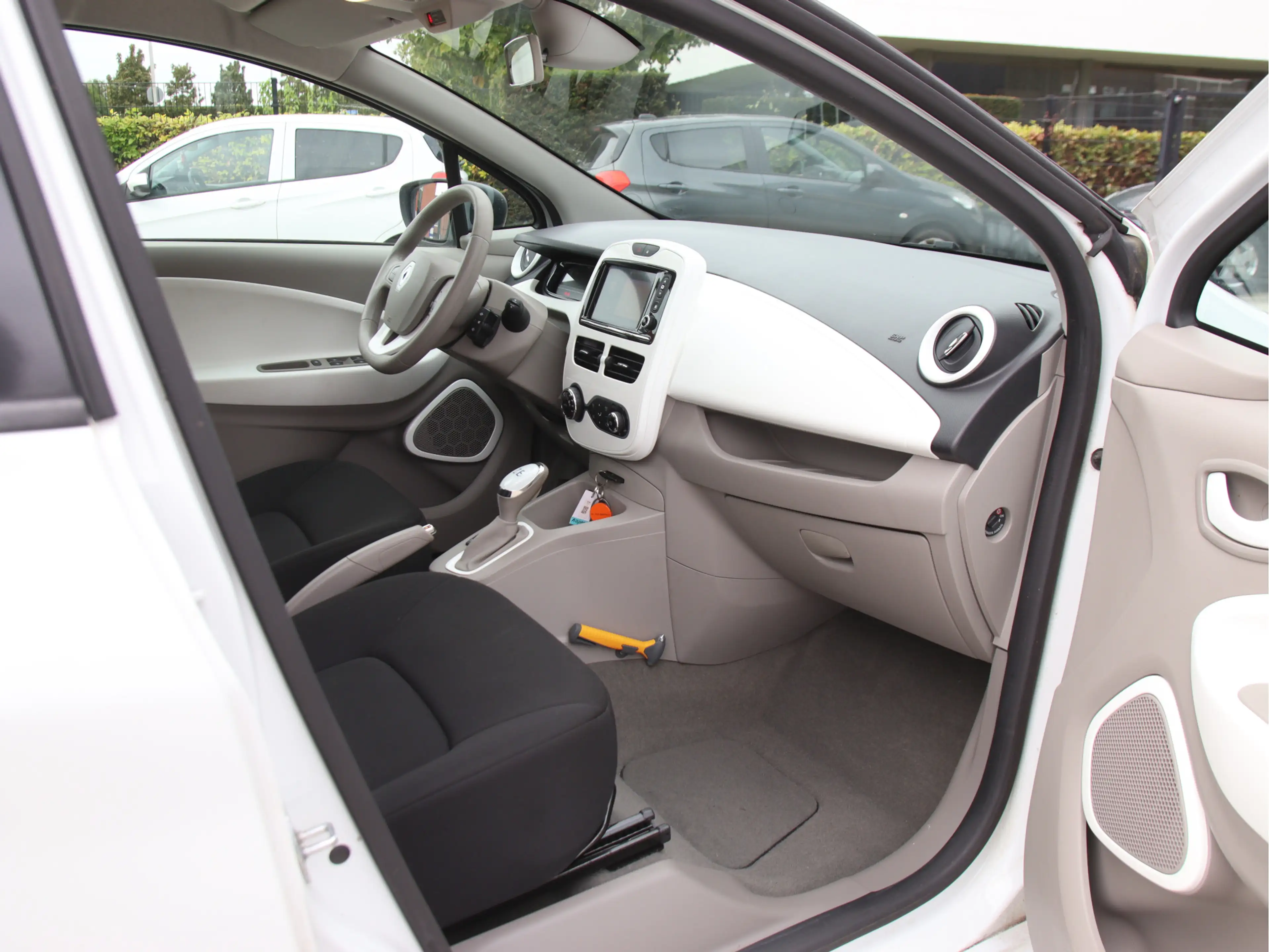 Renault ZOE R90 Life 41 kWh Koop accu, Navi, Climate, Keyless — photo 11