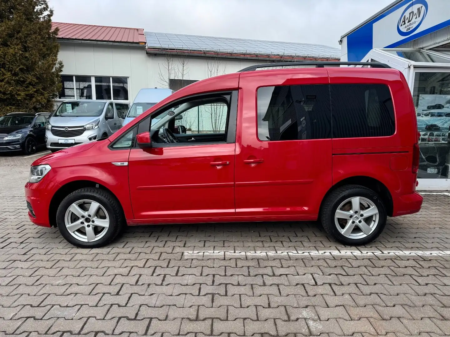 Volkswagen Caddy PKW Comfortline 1.4 TSI BMT DSG *1.Hand* Rood - 2