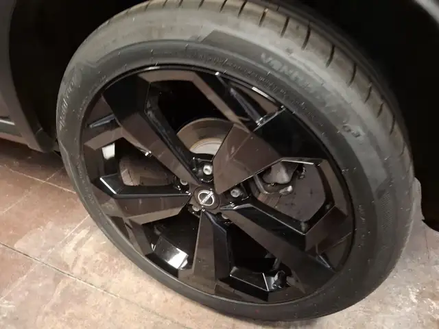Nissan Juke view 12