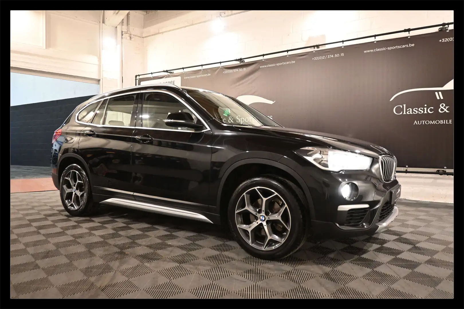BMW X1 X1 1.5iA sDrive18 / AUTO / CUIR / GPS NAVI / PDC Noir - 1