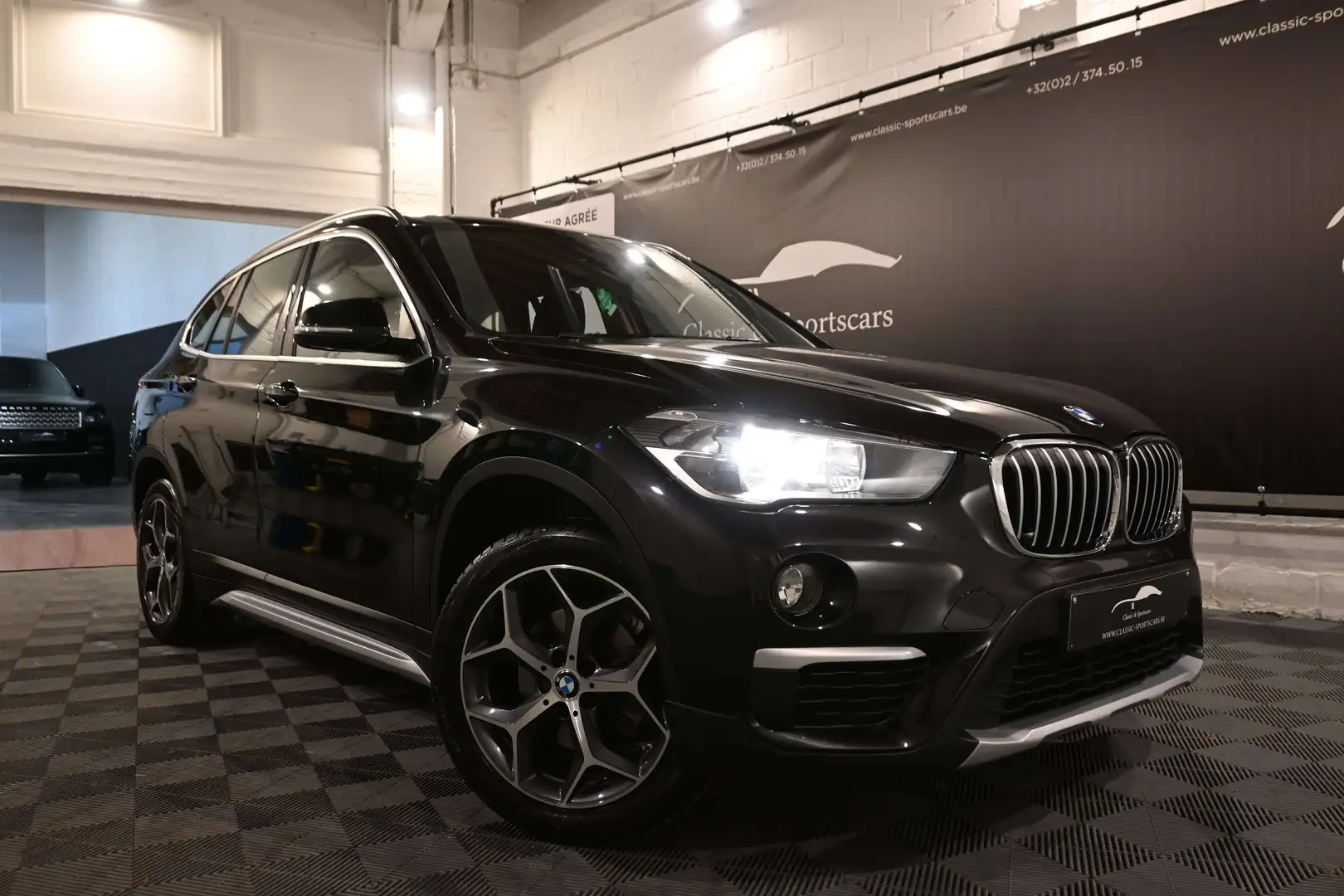 BMW X1 X1 1.5iA sDrive18 / AUTO / CUIR / GPS NAVI / PDC Noir - 2