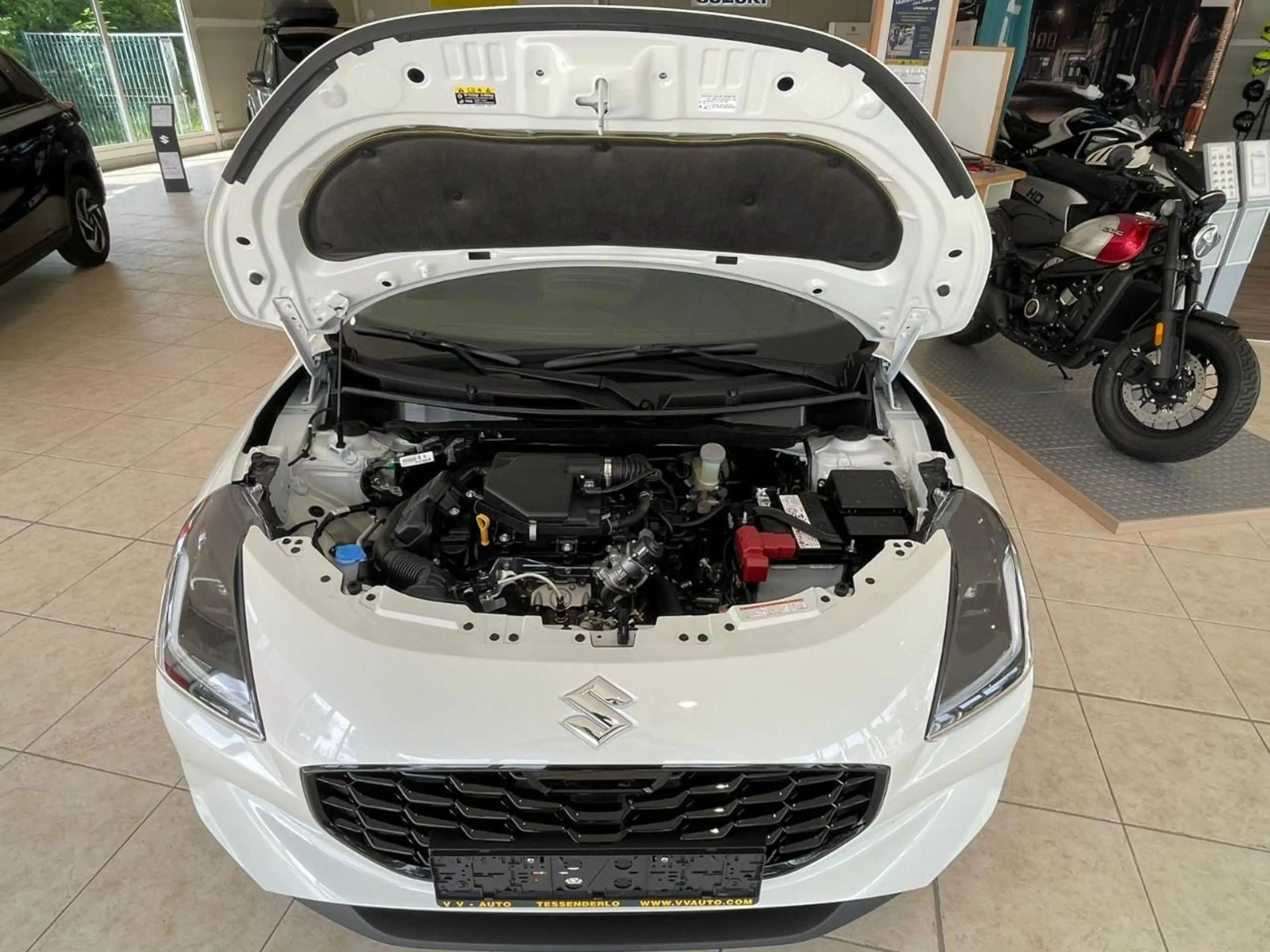 Suzuki Swift 1.2 Dualjet Hybrid 61 kW Club — photo 13
