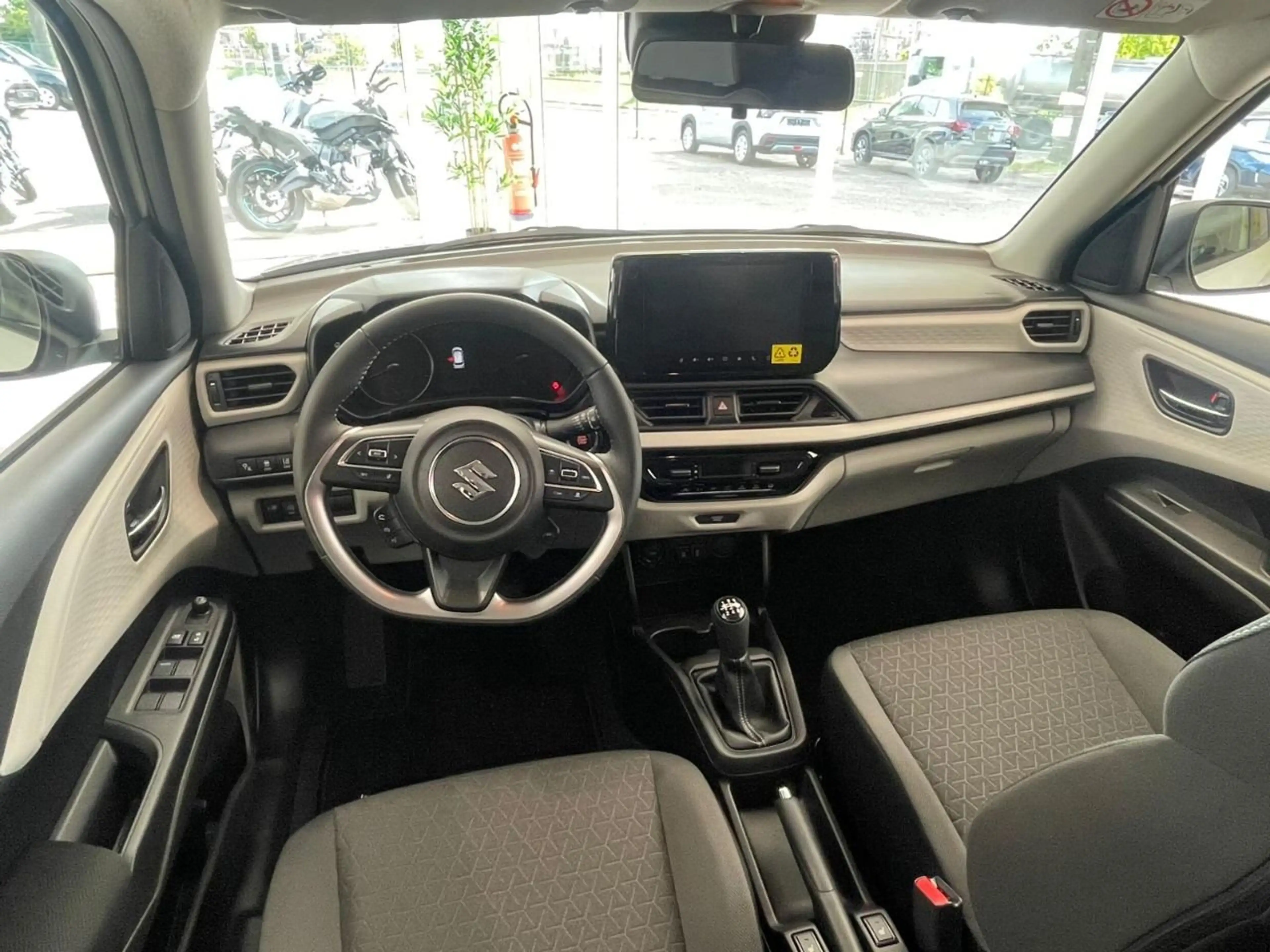 Suzuki Swift 1.2 Dualjet Hybrid 61 kW Club — photo 8