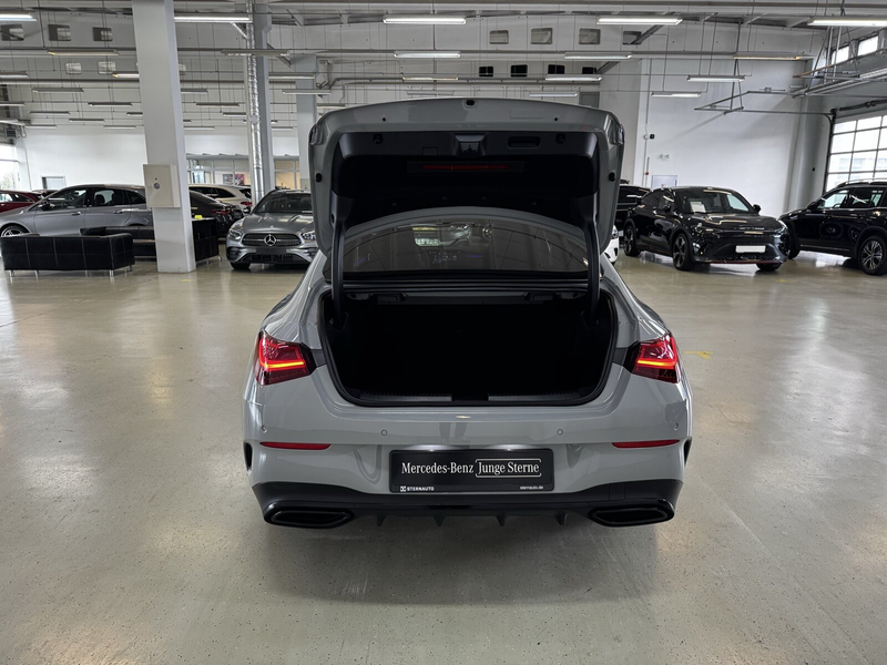 Mercedes-Benz CLA 200 CLA 200 Coupé AMG Pano Distr Multibeam Night 360 — photo 7