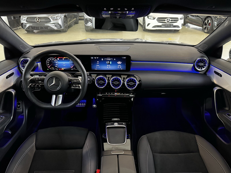 Mercedes-Benz CLA 200 CLA 200 Coupé AMG Pano Distr Multibeam Night 360 — photo 19