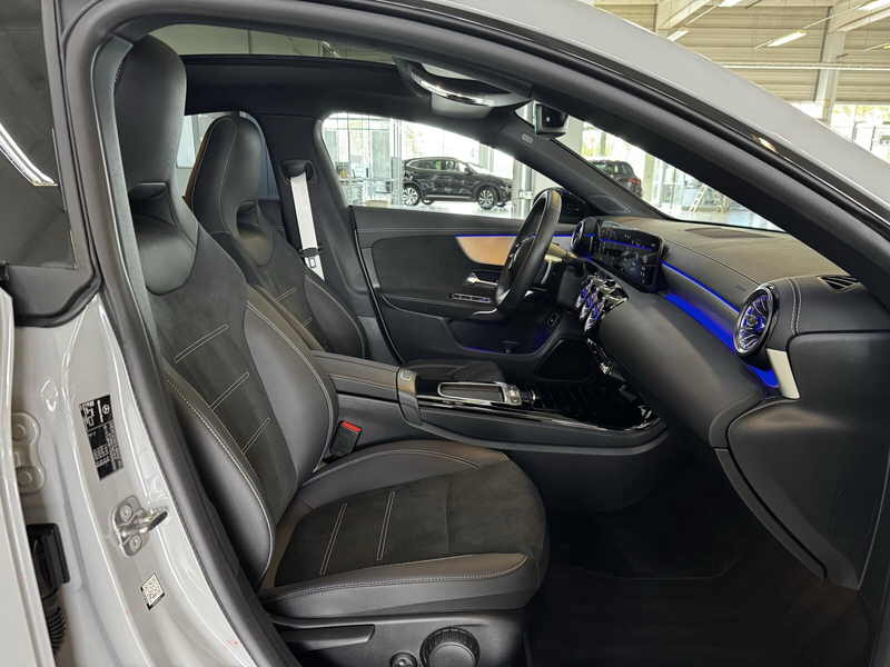 Mercedes-Benz CLA 200 CLA 200 Coupé AMG Pano Distr Multibeam Night 360 — photo 15