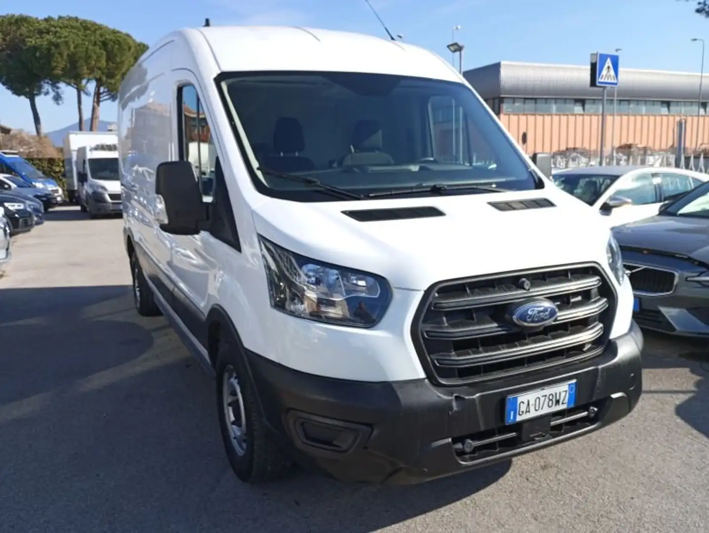 Ford Transit 350 2.0 TDCI 170CV Blanco - 2