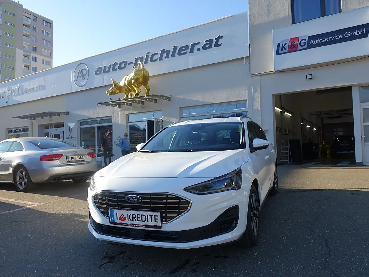 Ford Focus Turnier 1,0 EcoBoost Hybrid ST-Line X Weiß - 1