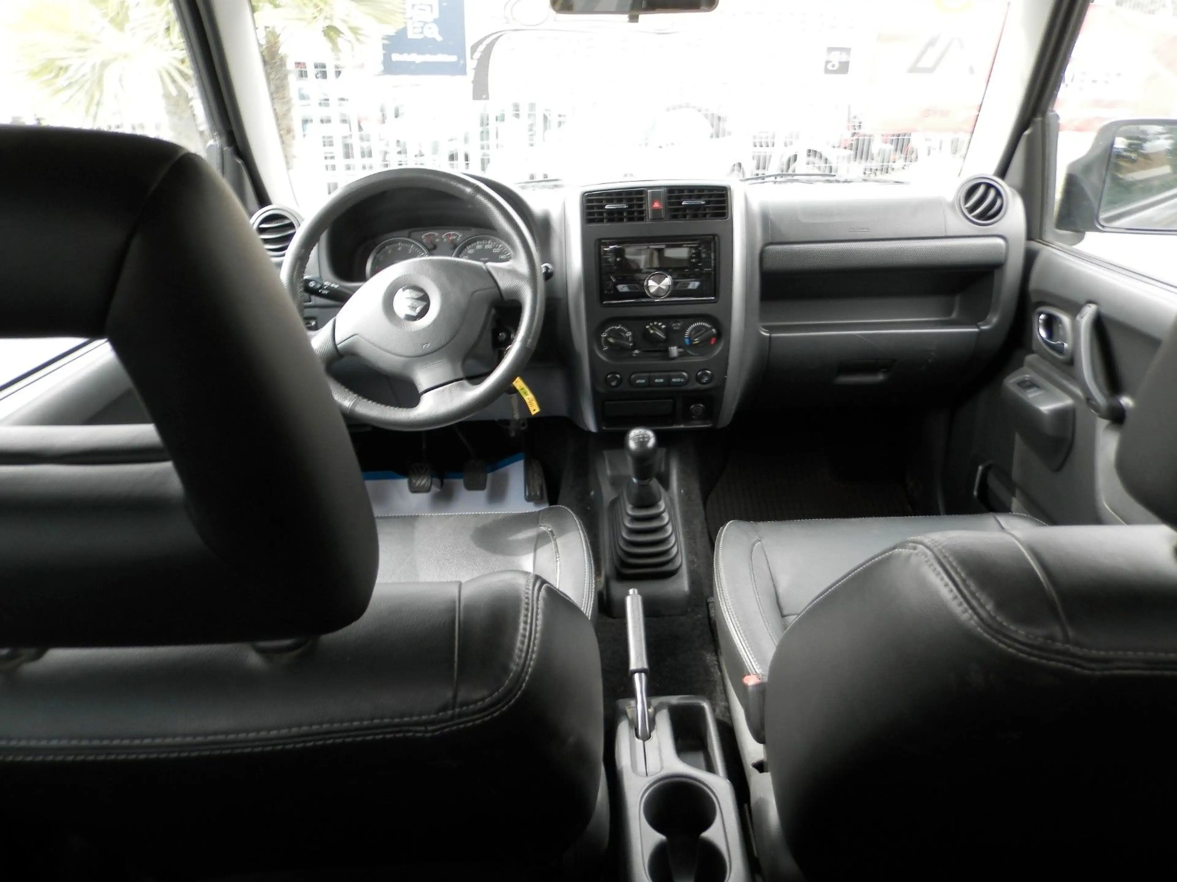 Suzuki Jimny Club Lim.*NR.9*Leder*Klima*ALU*AHK* — photo 9