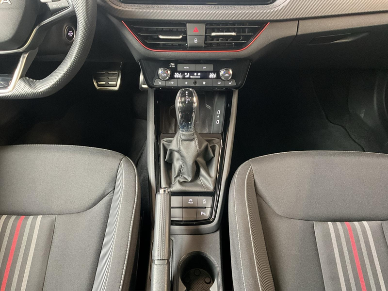 Skoda Kamiq Monte-Carlo+DSG+Led+Navi+Pano — photo 12