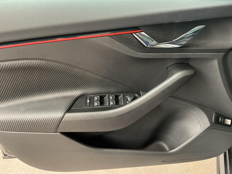 Skoda Kamiq Monte-Carlo+DSG+Led+Navi+Pano — photo 14