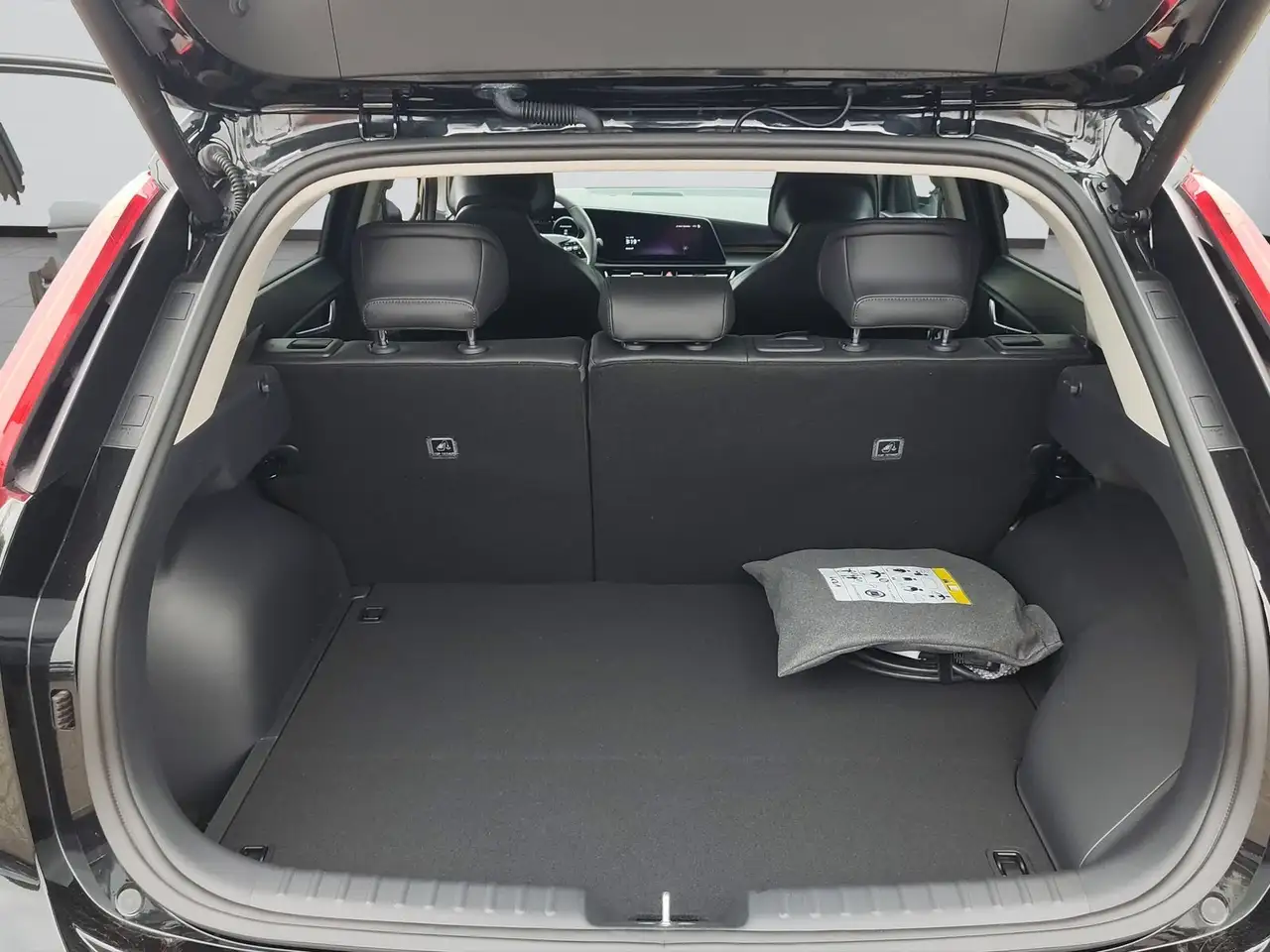Kia Niro 1.6 GDI PHEV Spirit DCT Technologie, миниатюра 18